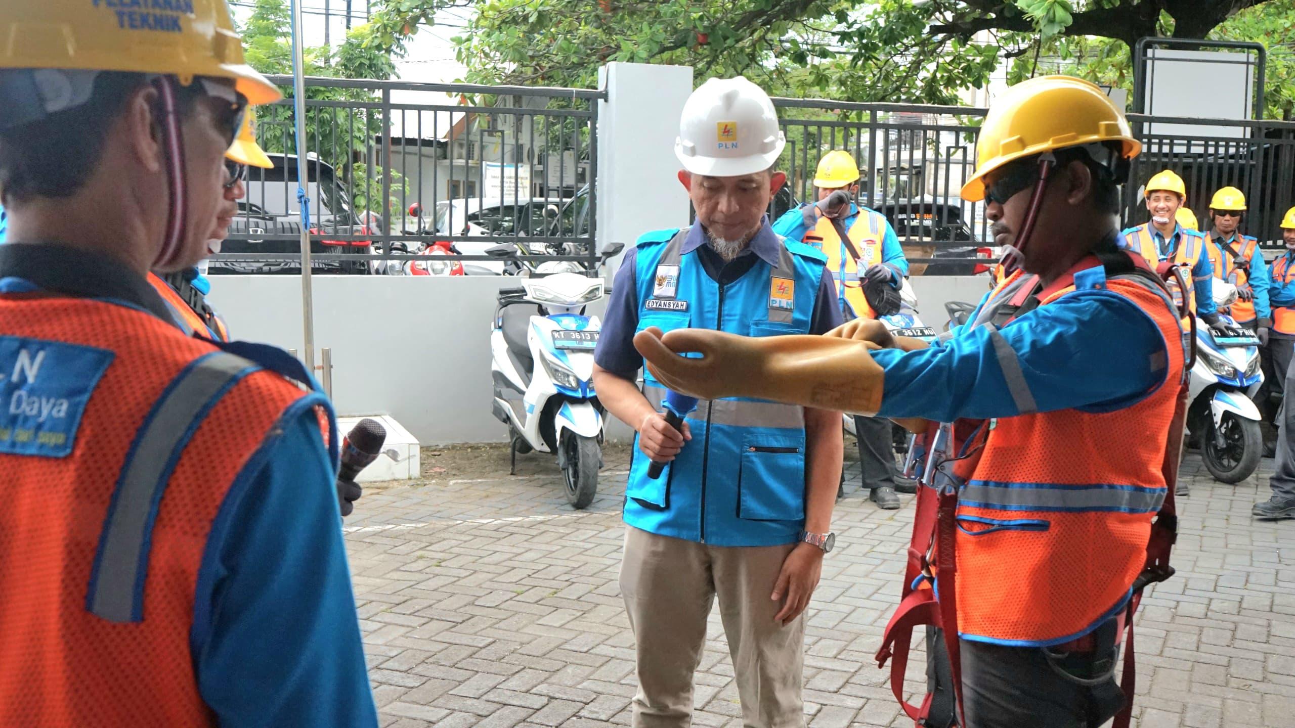 PLN Terapkan Penggunaan Aplikasi SoE Sebagai Penunjang K3