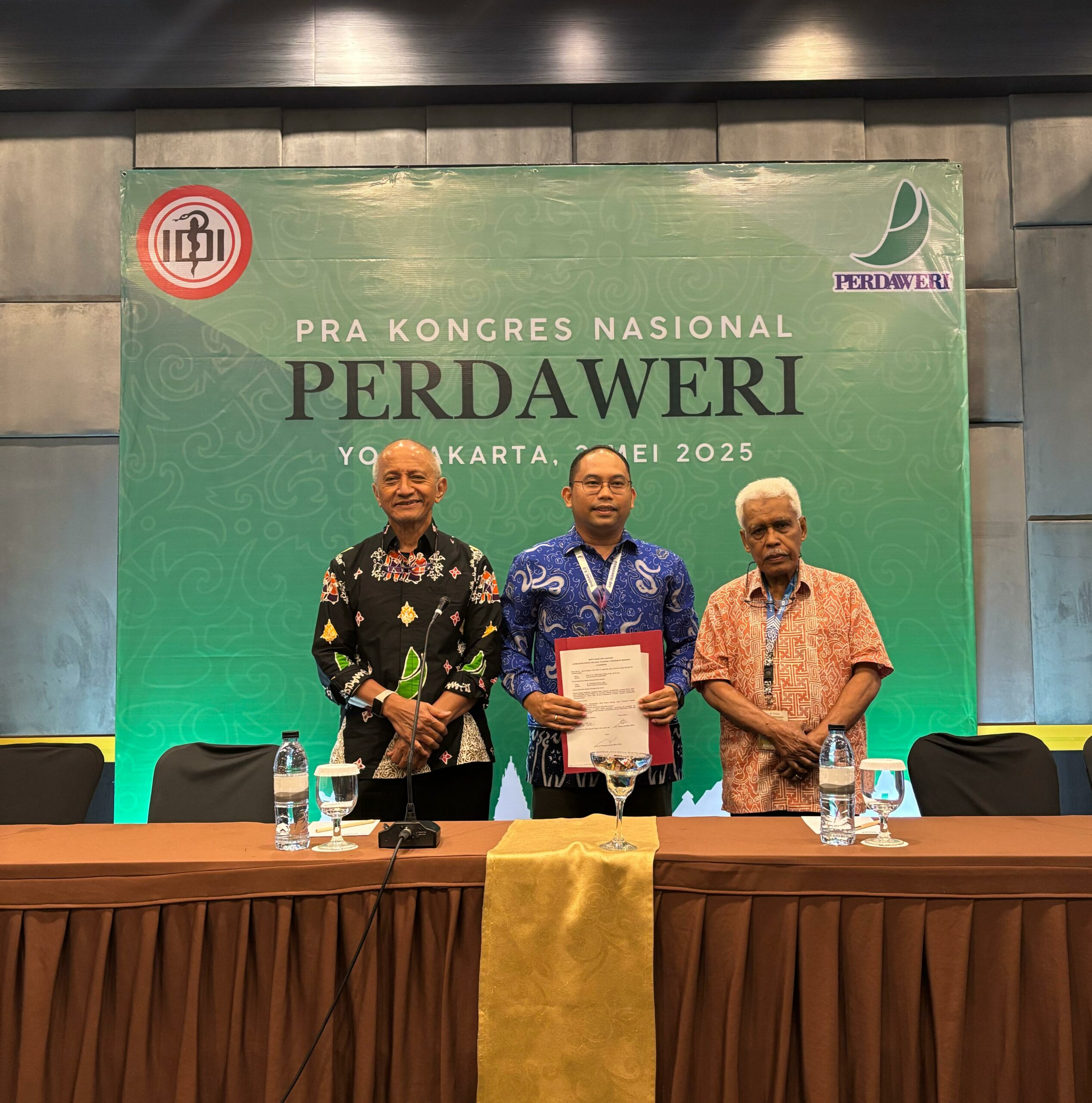 Pre-Launching ALKESWARI Diselenggarakan Pada Acara Pembukaan Pra-Kongres Nasional PERDAWERI (Perhimpunan Dokter Anti Penuaan, Wellness, Estetik, & Regeneratif Indonesia)