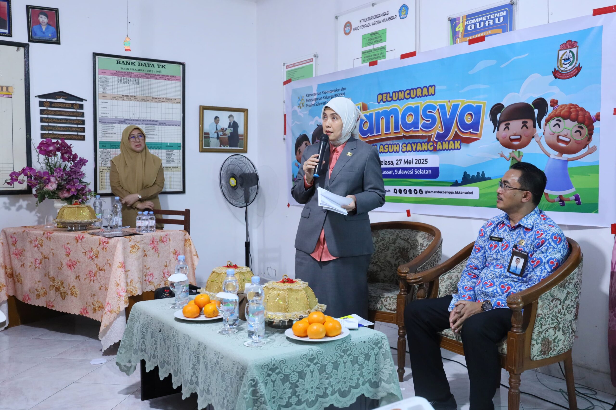 Wakil Wali Kota Makassar, Aliyah Mustika Ilham, secara resmi meluncurkan program TAMASYA (Taman Asuh Sayang Anak)