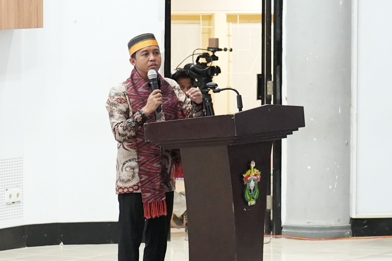 Menteri Kehutanan Kuliah Umum di Unhas, Bahas Komitmen Hutan Lestari dan Peran Akademisi