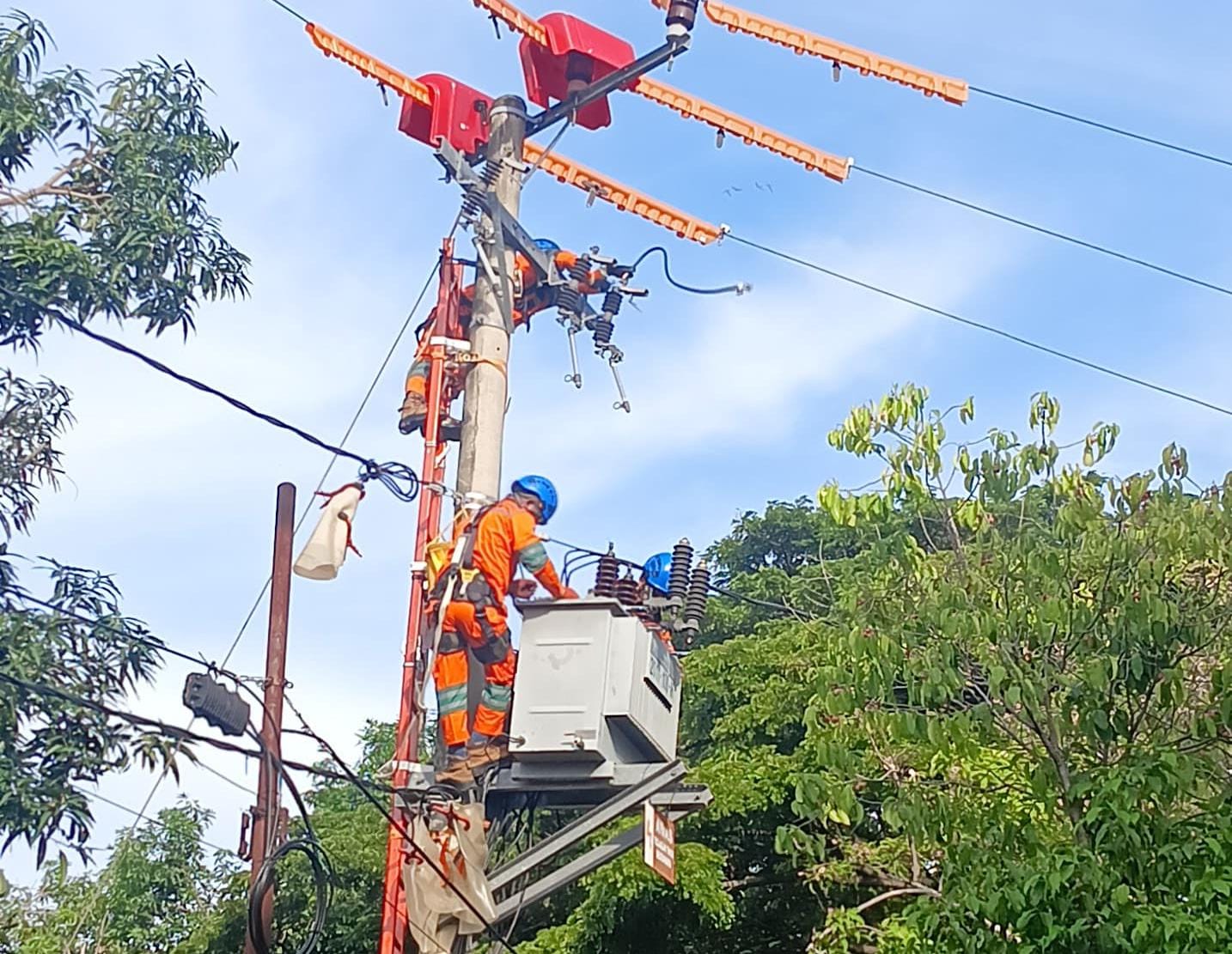 PLN Tuntaskan 82 Titik Pengerjaan di Bantaeng Tanpa Pemadaman Listrik