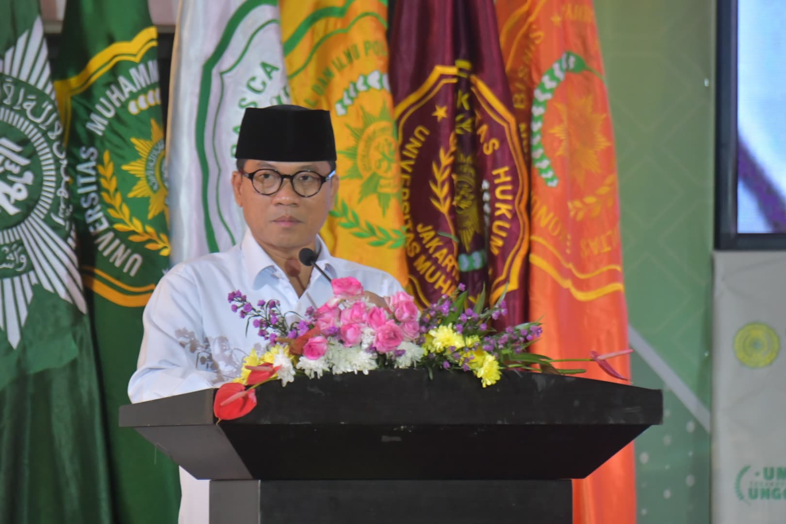 Menteri Desa dan Pembangunan Daerah Tertinggal (Mendes PDT) Yandri Susanto Menghadiri Pelantikan Rektor Universitas Muhammadiyah Jakarta (UMJ) Prof. Dr. Ma’mun Murod Al-Barbasy Untuk Masa Jabatan 2025-2029