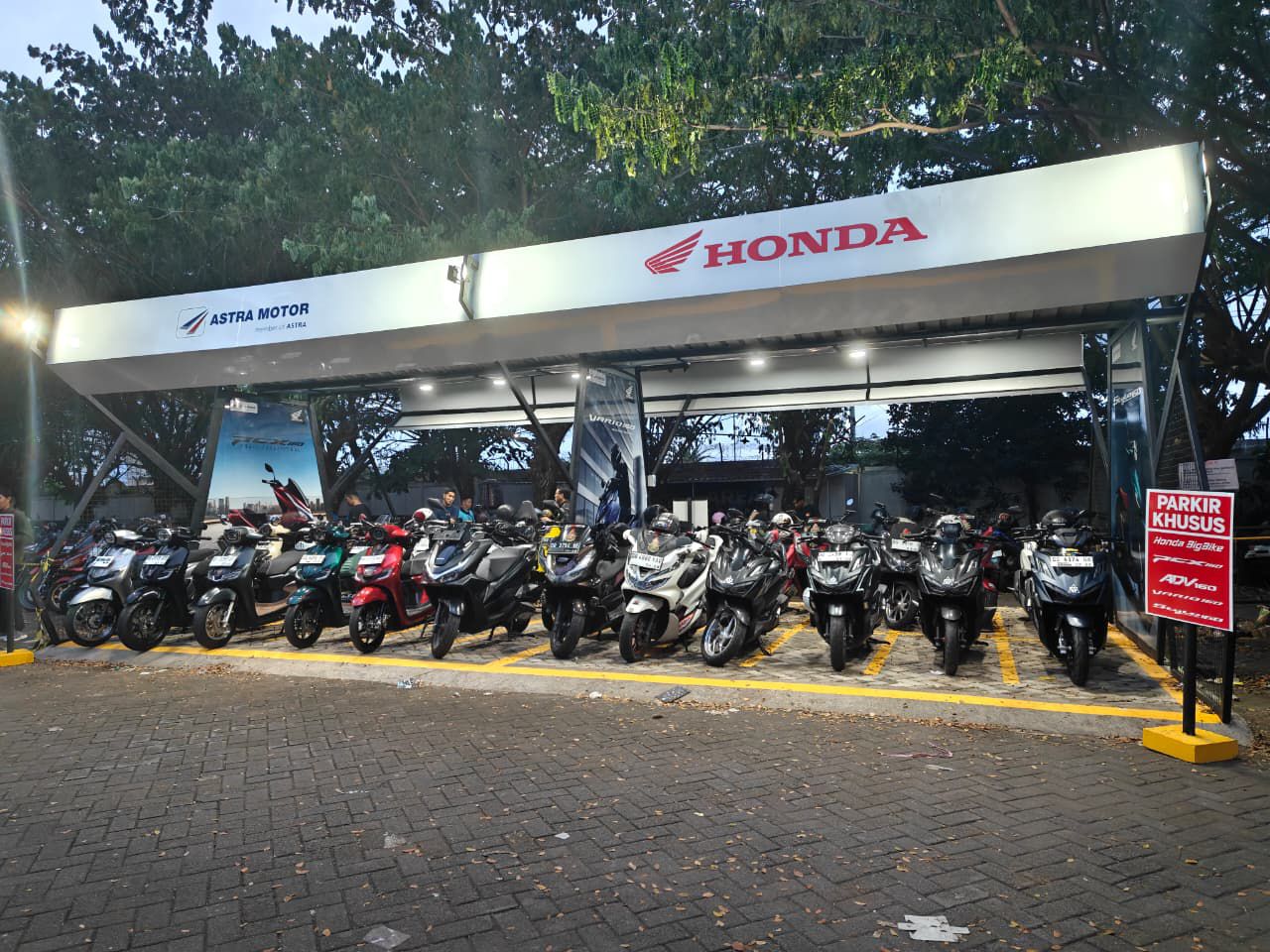 Asmo Sulsel Resmikan Parkir Eksklusif Honda Premium Matic di TSM Makassar