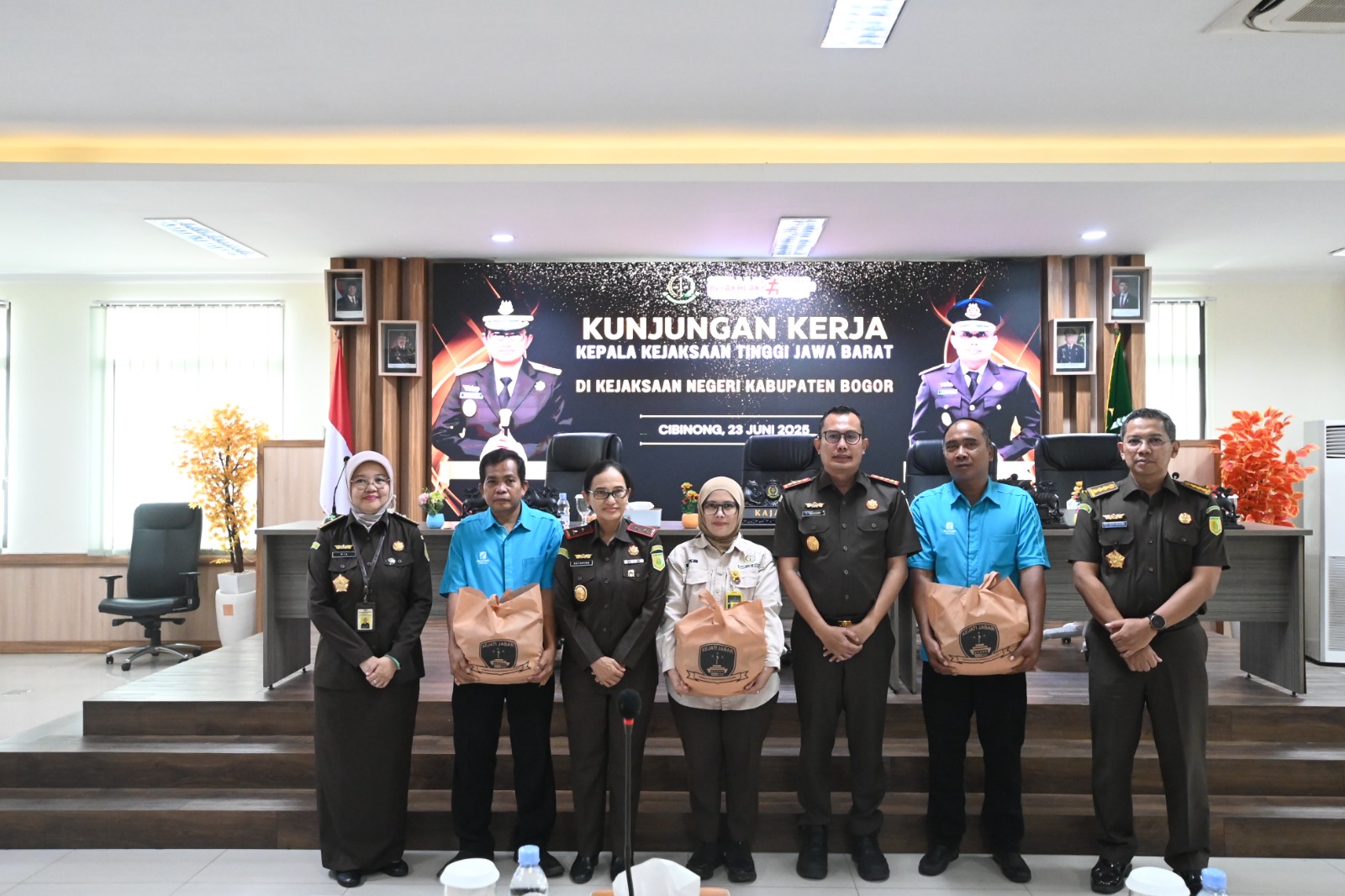Kejaksaan Tinggi Jawa Barat (Kajati Jabar) Saat Kunjungan Kerja ke Kejaksaan Negeri (Kejari) Kabupaten Bogor