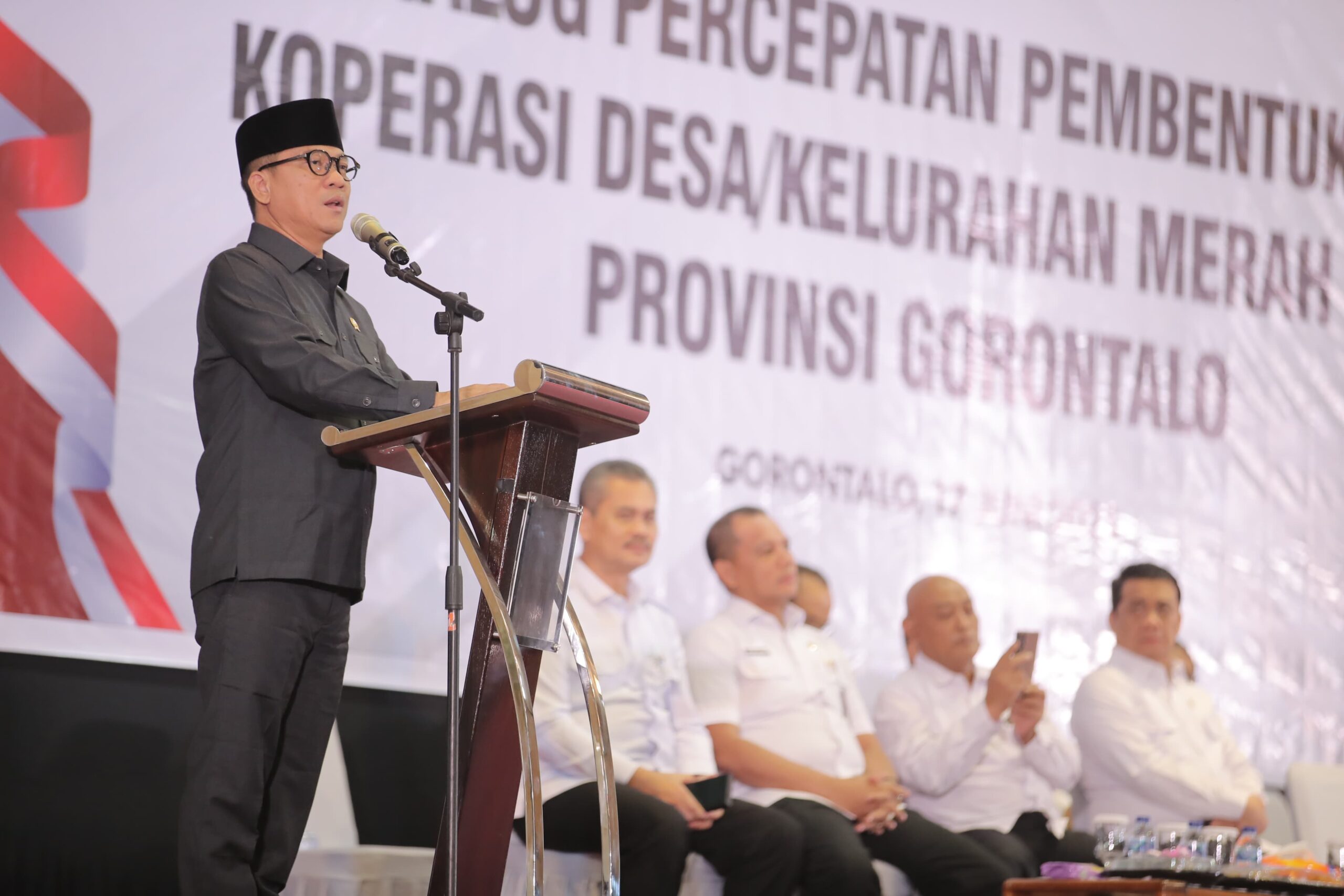 Mendes Yandri Saat Peluncuran dan Dialog Percepatan Pembentukan Koperasi Desa/Kelurahan (Kopdes) Merah Putih Provinsi Gorontalo
