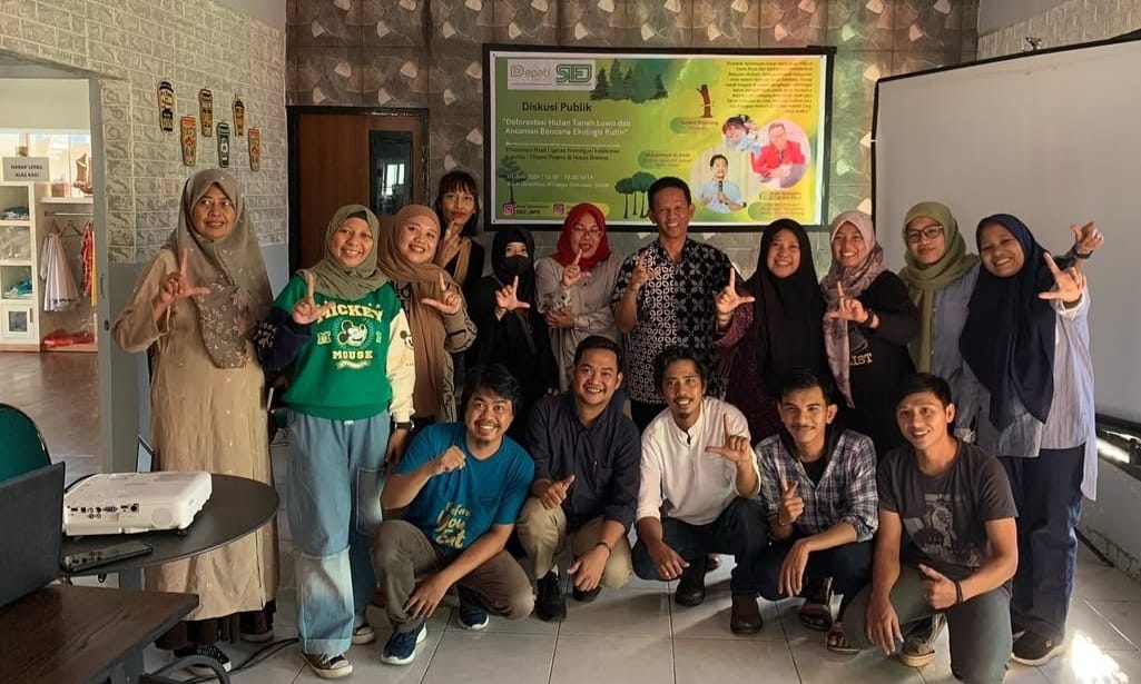 Organisasi Society of Indonesian Environmental Journalists (SIEJ) Sulawesi Selatan