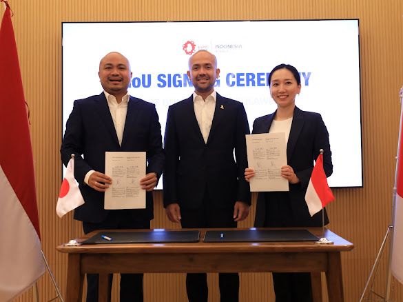 Afifuddin Kalla dan Faisal Suhaeli Selaku Direktur BMS, Mewakili Bumi Mineral Sulawesi Dalam Penandatanganan MoU dengan Sumitomo Untuk Ekspor Nickel Matte ke Korea