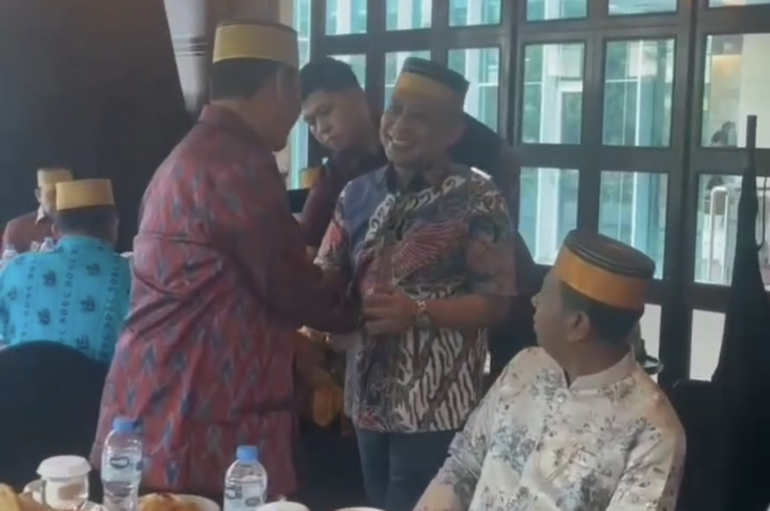 Ketua KKSS, Andi Amran Sulaiman bersama Sekjen Perindo, Andi Muhammad Yuslim Patawari. (Ist)