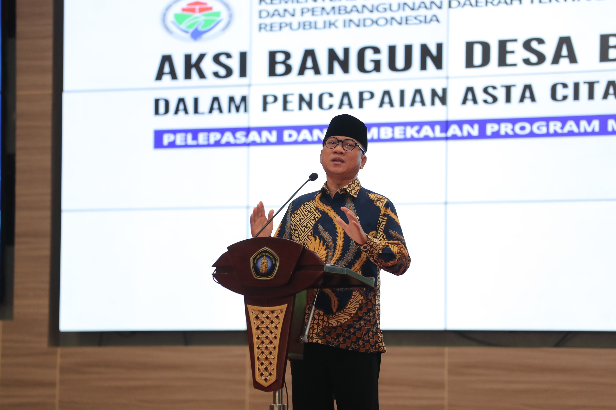 Lepas Mahasiswa Universitas Brawijaya, Mendes Yandri: Desa Jadi Penentu Kuatnya Suatu Bangsa