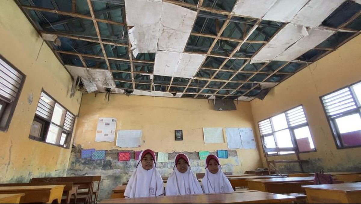 Gedung Bangunan Sekolah Rusak