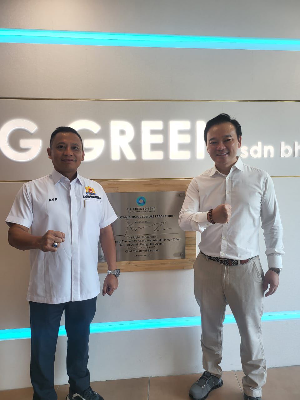Wakil Ketua Umum Kamar Dagang dan Industri (Kadin) Indonesia yang juga merupakan Sekretaris Jenderal Partai Perindo Andi Yuslim Patawari (AYP) mengunjungi salah satu perusahaan berbasis lingkungan di Sarawak, Malaysia. (Ist)