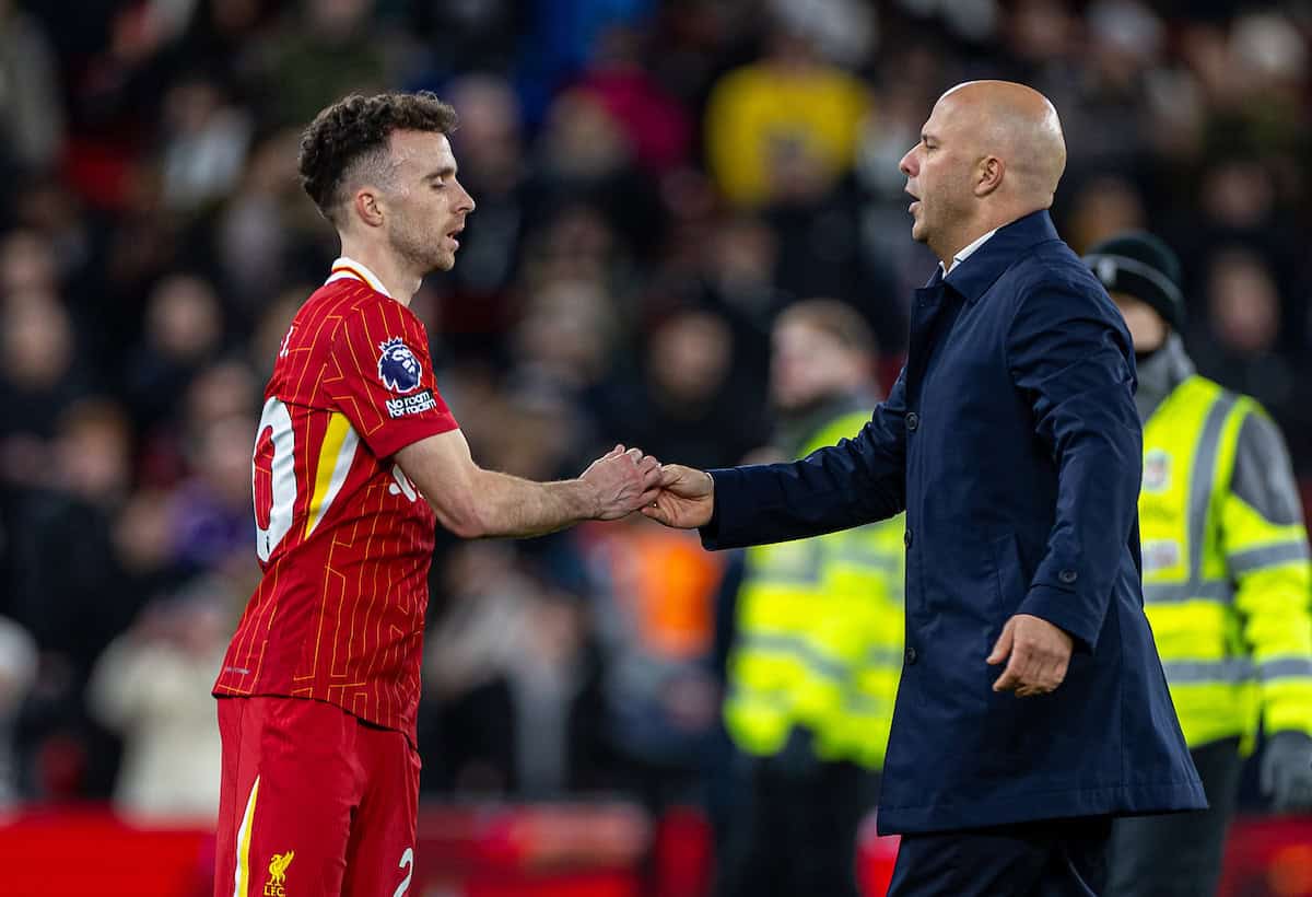 Pelatih Liverpool Arne Slot Bersama Diogo Jota