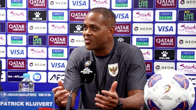 Patrick Kluivert Sesalkan Ole Romeny Cedera, Siapa Penggantinya?