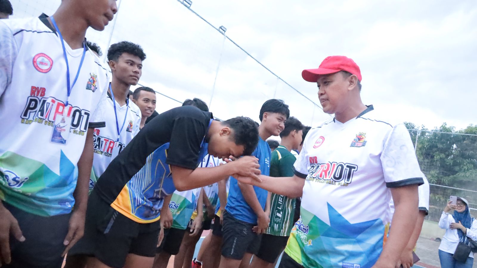 Wali Kota Bekasi Tri Adhianto Resmikan Klub Bola Voli Patriot Rawalumbu Volley Ball (Patriot RVB)
