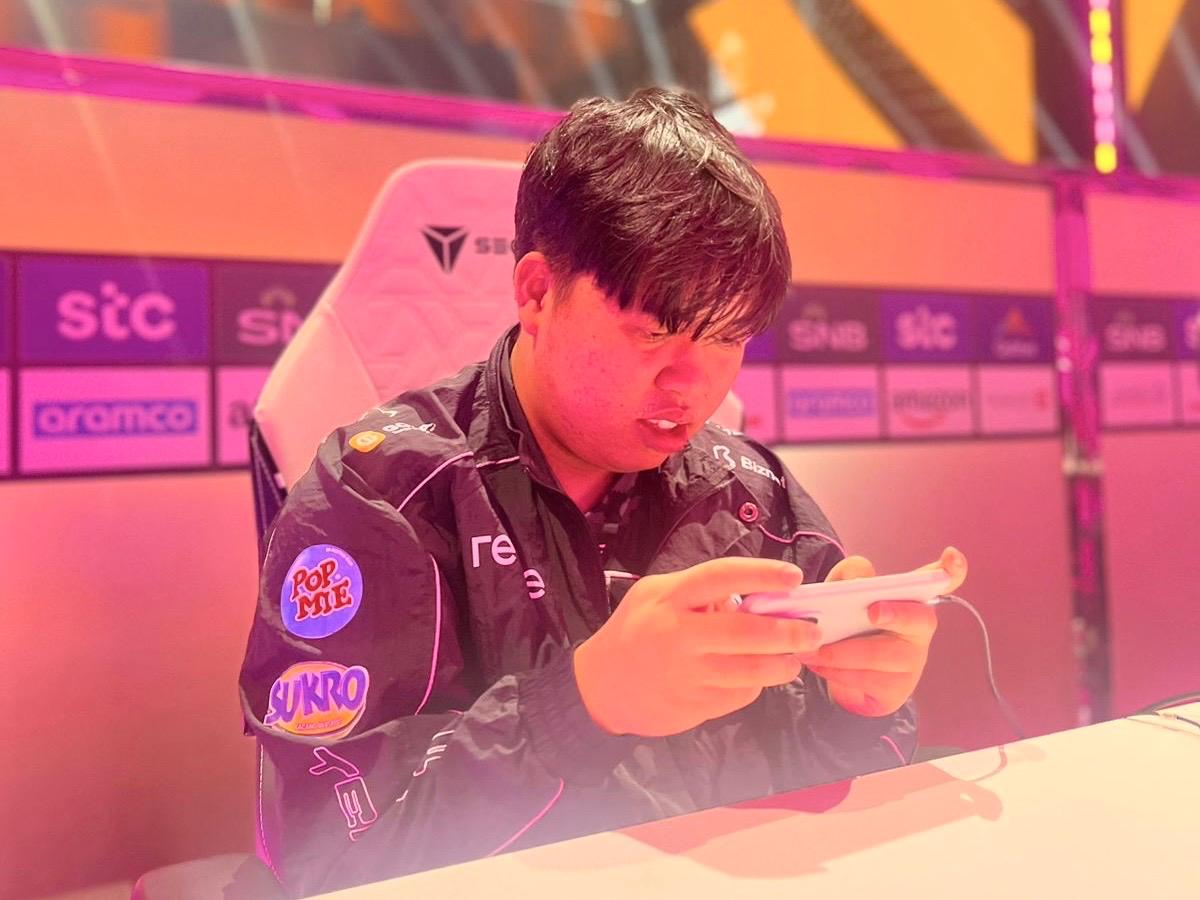 Dari Desa ke Dunia, Telkomsel Dukung Mimpi Atlet E-Sport Indonesia di EWC 2025