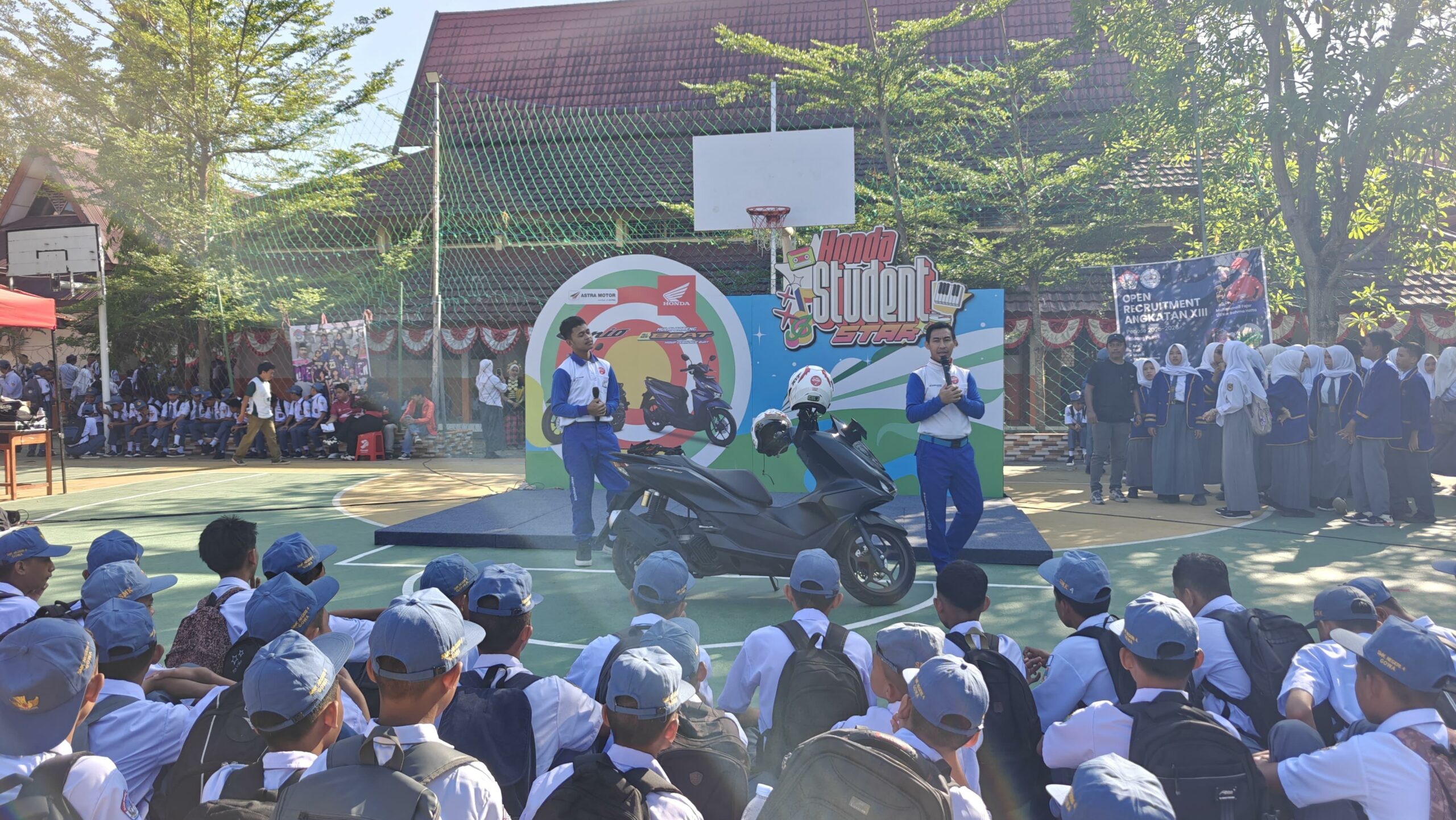 Duta #Cari_Aman Honda Hadirkan Edukasi Keselamatan Berkendara untuk Siswa SMKN 4 Gowa 