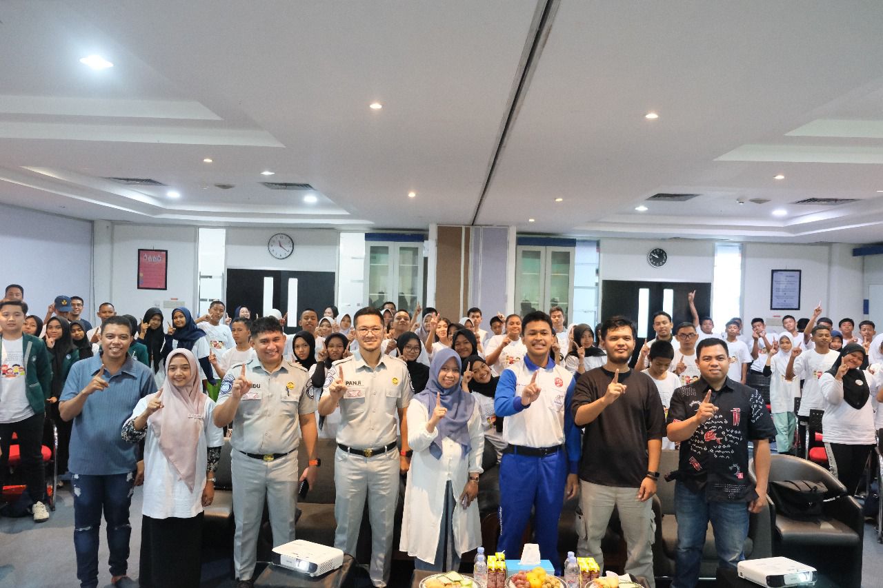 Jasa Raharja dan Asmo Sulsel Edukasi Keselamatan Lalu Lintas Bagi Pelajar di Hari Anak Nasional