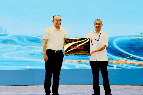 ARLI Serahkan Plakat Zero Carbon Pada Fujian Province Sea Opening Cultural Event 2025
