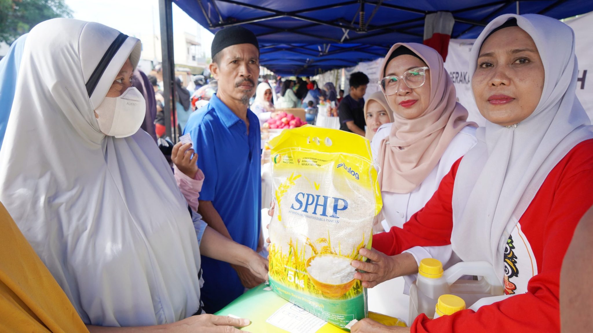 DKP Makassar dan DKP Sulsel Gelar Gerakan Pangan Murah di Wala Walaya