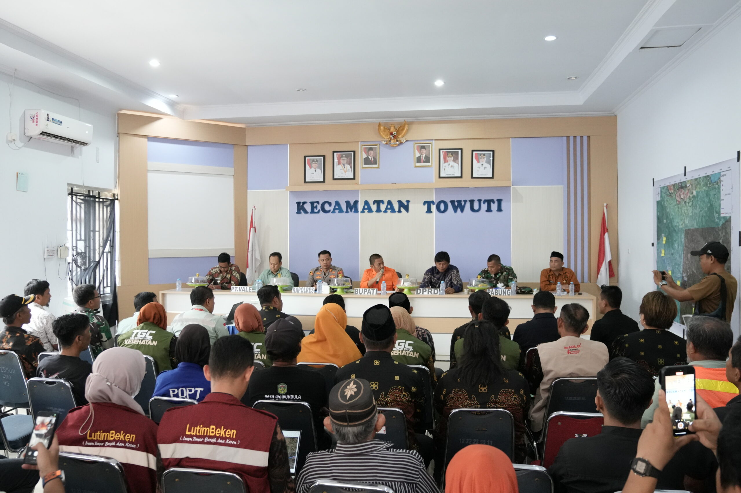 Gotong Royong Warga, Pemerintah dan PT Vale Percepat Pemulihan Kebocoran Pipa Minyak di Towuti