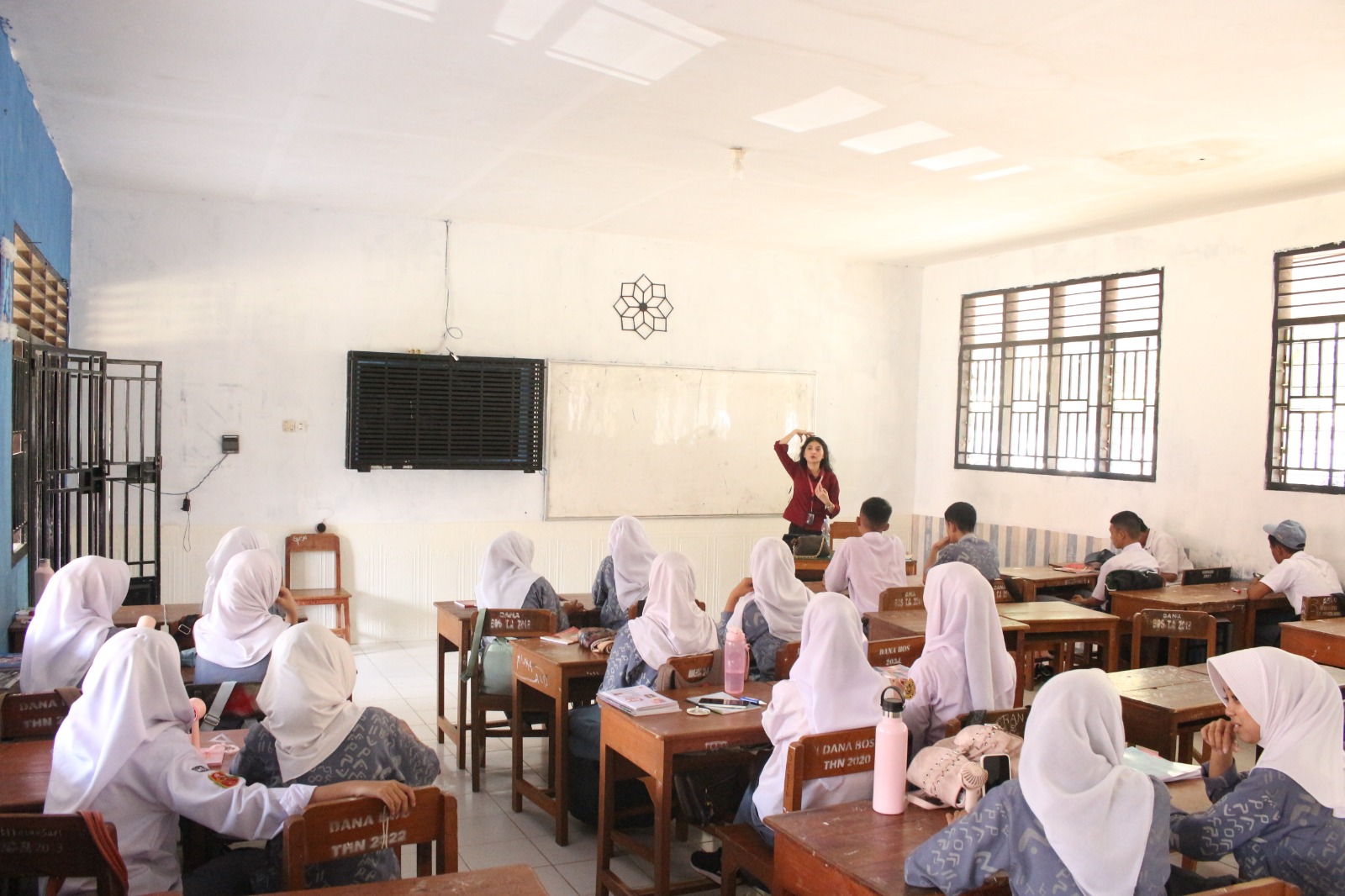 Cara Kerja Luar Negeri yang Aman, Baraka Academy Edukasi Siswa SMA Negeri 6 Gowa