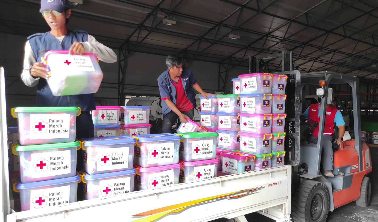 PMI Pusat Kirim Bantuan Logistik untuk Tangani KLB Campak di Sumenep