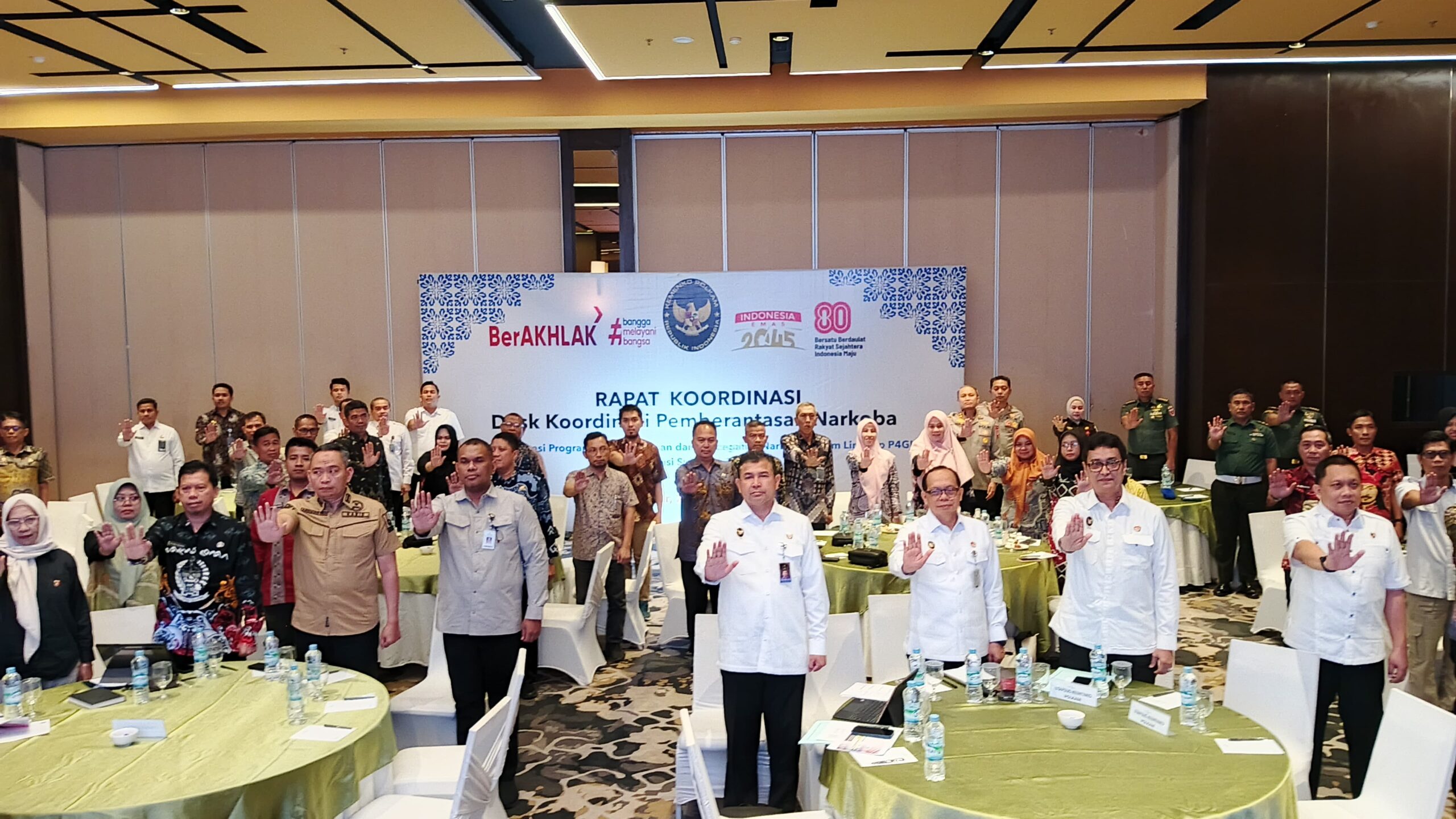 Rapat Koordinasi Desk Koordinasi Pemberantasan Narkoba yang digelar di Hotel Rinra, Kota Makassar, Kamis (21/8/2025).