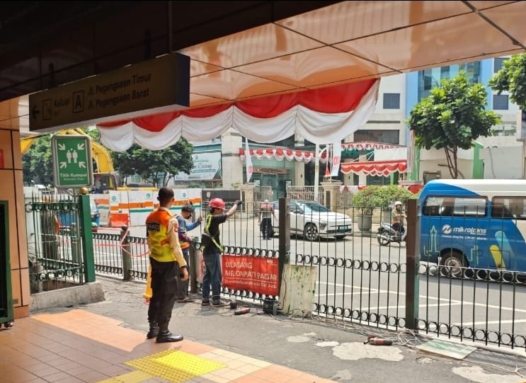 Pengguna Kerap Melanggar, KAI Daop 1 Jakarta dan KCI Tertibkan Akses Penumpang di Stasiun Cikini
