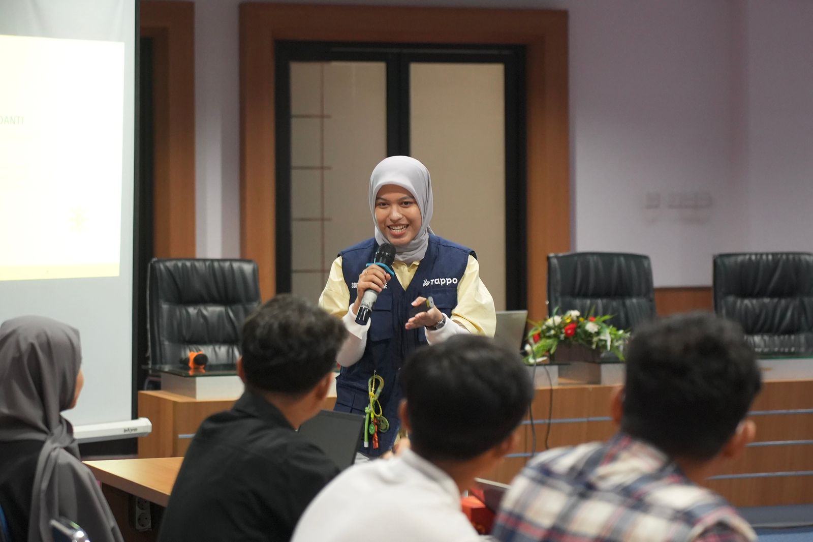 Sinergi AHM, Asmo Sulsel, dan Komunitas Lingkungan Edukasi Mahasiswa Unhas