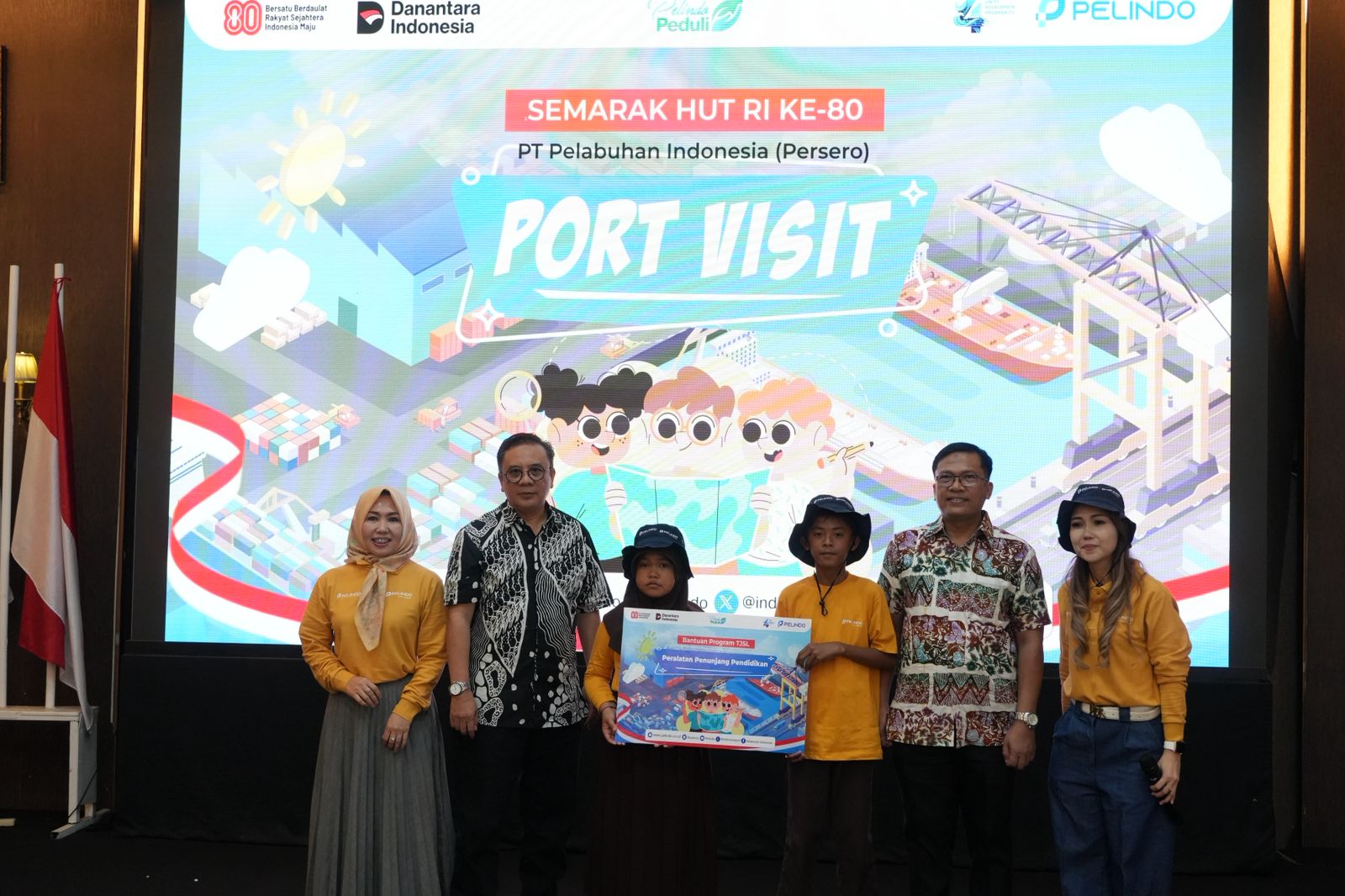 Pelindo Regional 4 Ajak Siswa SD Kenali Dunia Maritim Lewat “Field Trip to Makassar Port”