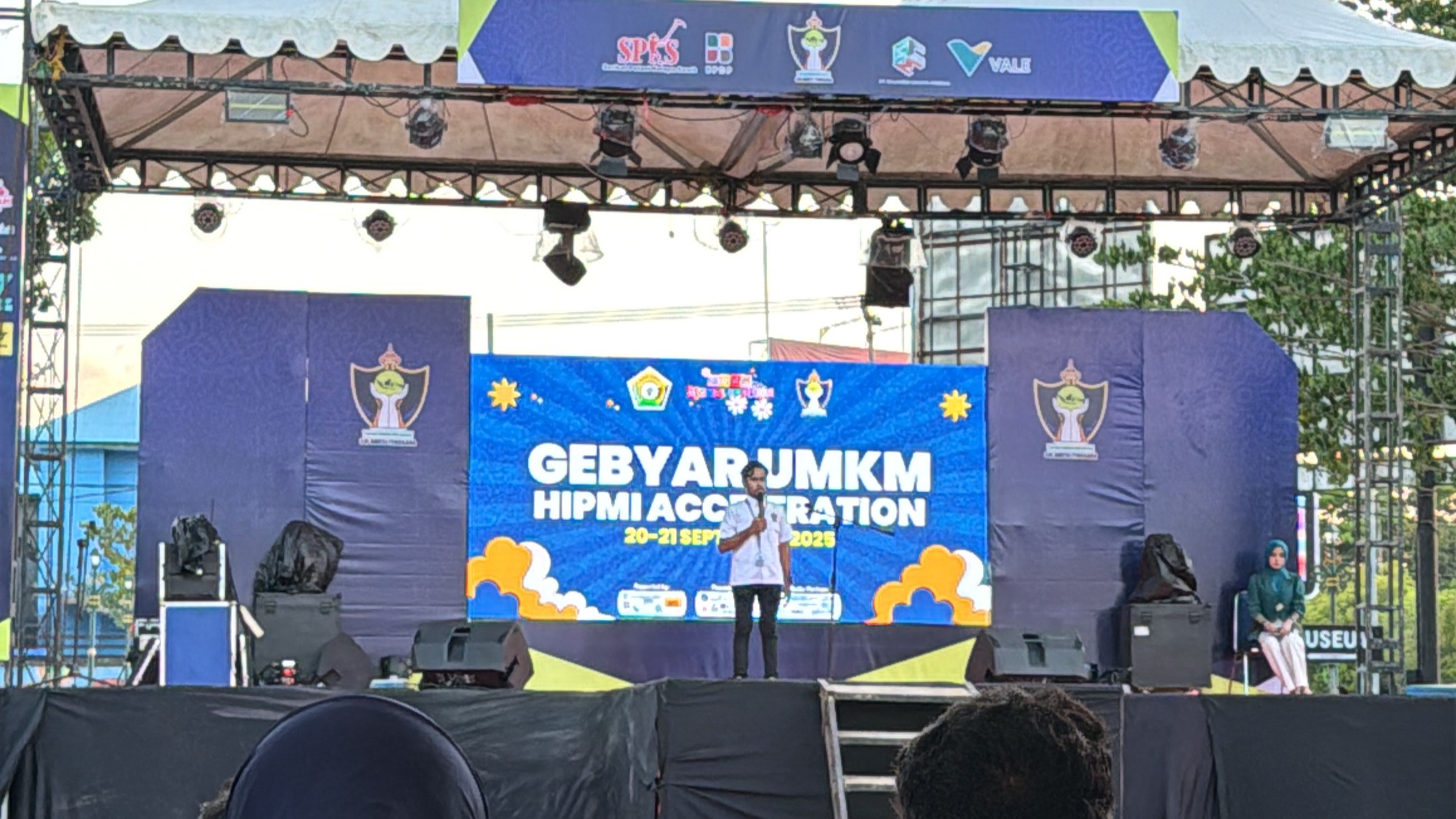 PT Vale Perkuat Ekonomi Lokal Lewat Gebyar UMKM HIPMI Sultra 2025