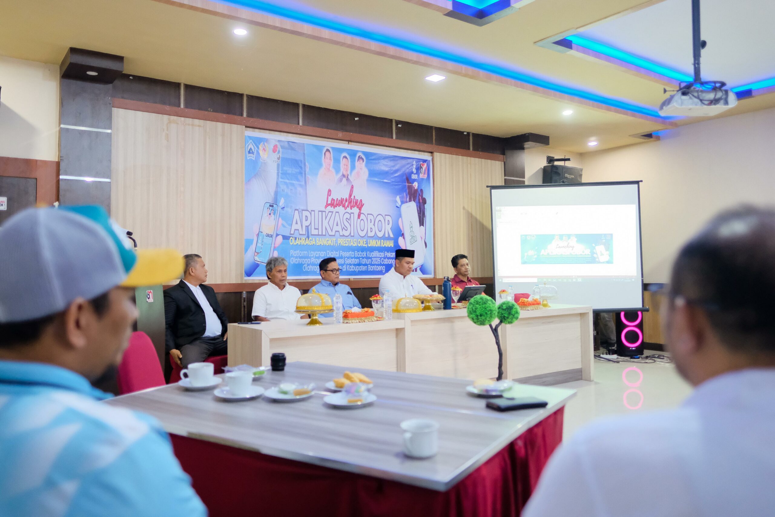 Bupati Uji Nurdin Saat Menghadiri Launching Aplikasi Obor oleh KONI Bantaeng, Kamis (18/9/2025).