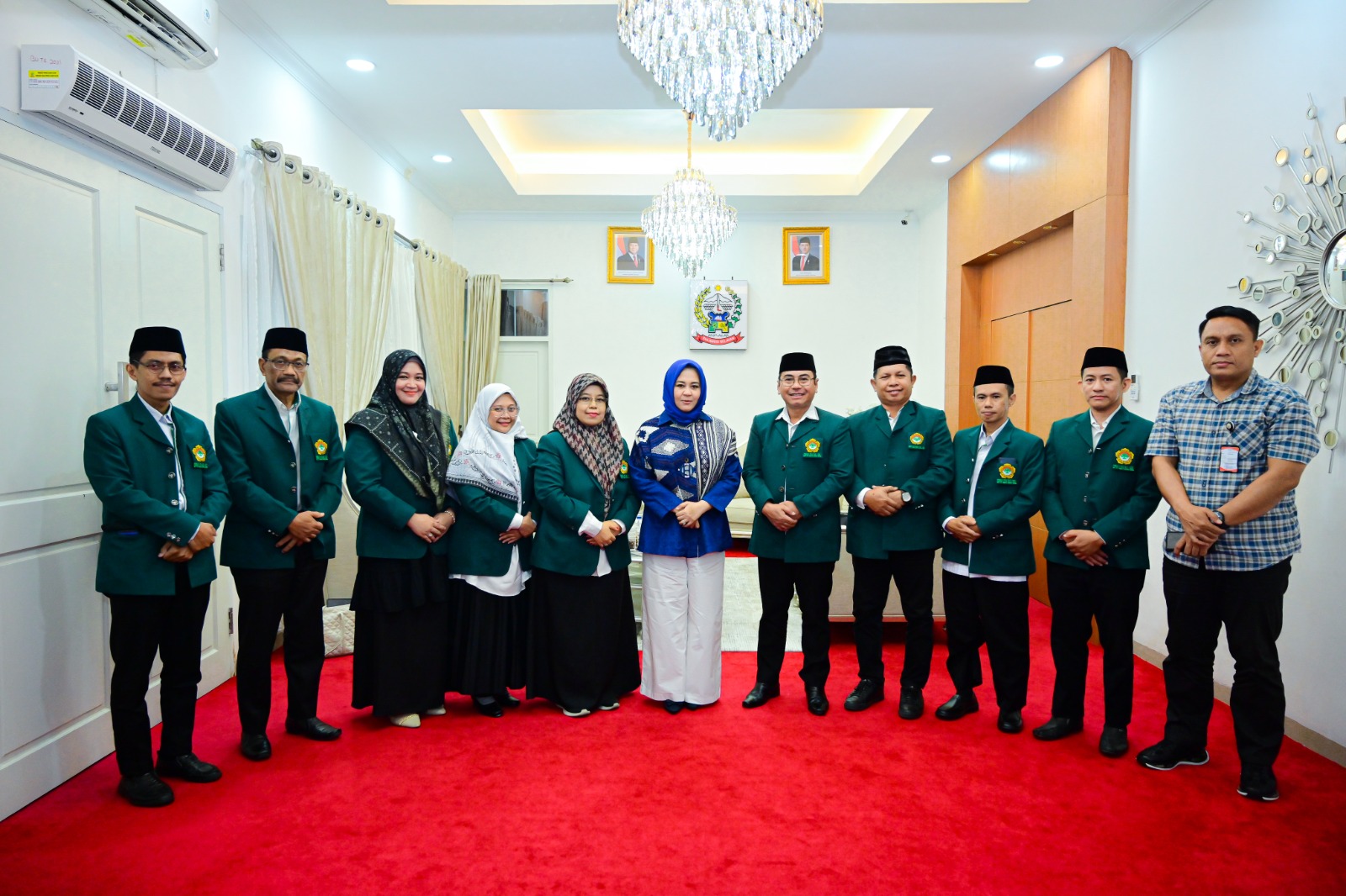 Wakil Gubernur Sulawesi Selatan, Fatmawati Rusdi, Menerima Audiensi Pengurus Lembaga Dakwah Islam Indonesia (LDII) Sulawesi Selatan di Rumah Jabatan Wakil Gubernur, Jalan Yusuf Dg Ngawing, Makassar, Selasa, (9/9/2025).