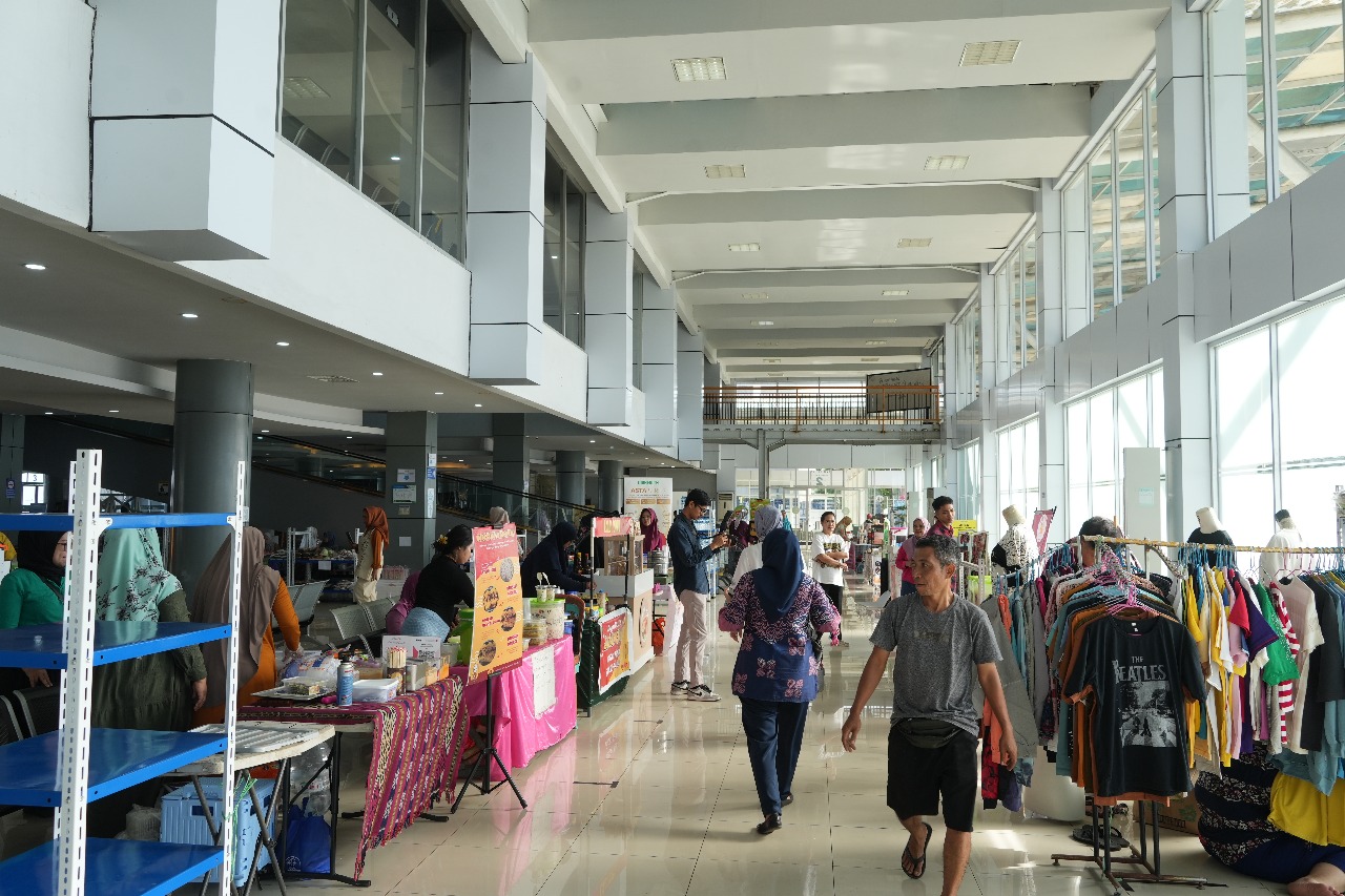 Pelindo Regional 4 Hadirkan Pasar Murah dan Pameran UMKM, Dorong Pertumbuhan Ekonomi Lokal