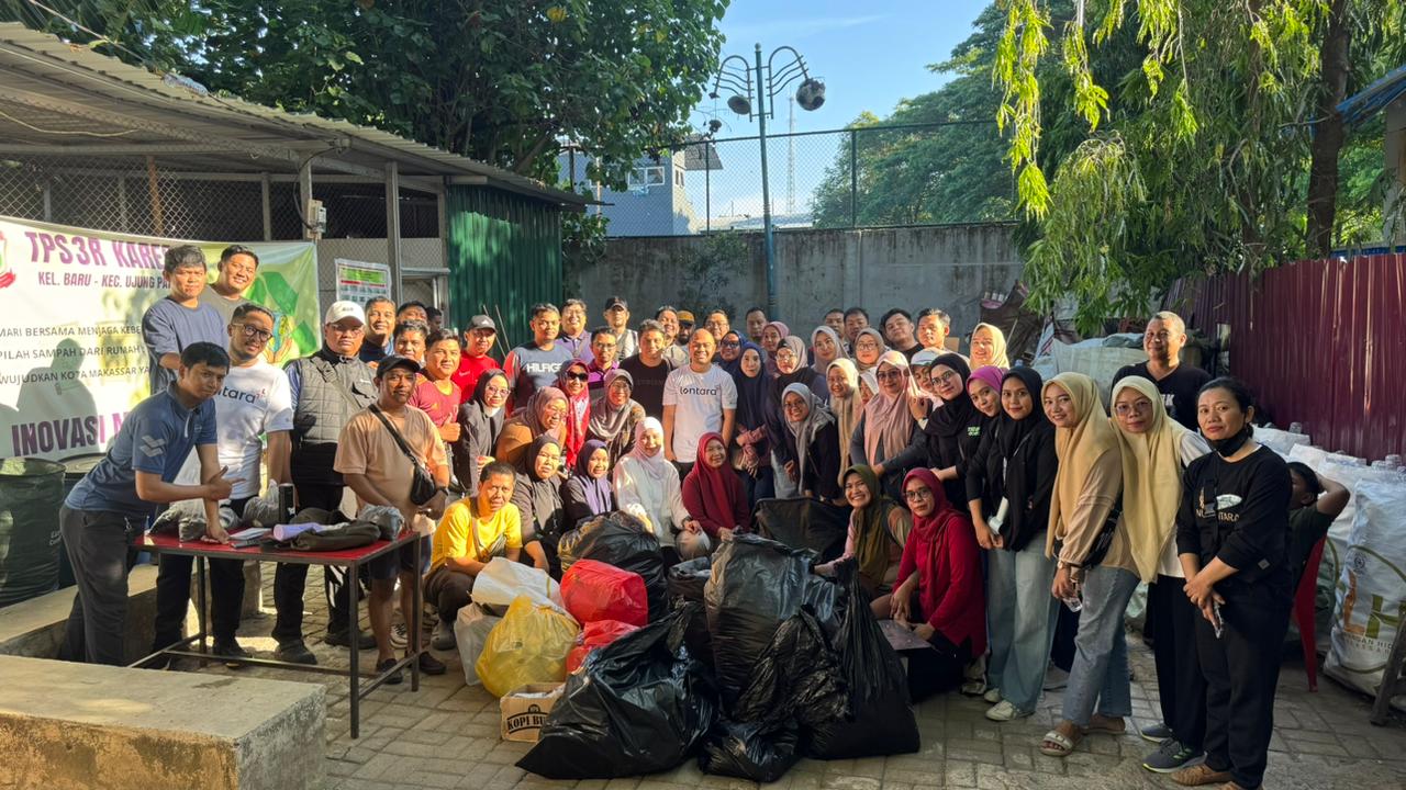 World Clean Up Day 2025, Diskominfo Makassar Gelar Kerja Bakti dan Kunjungan TPS3R