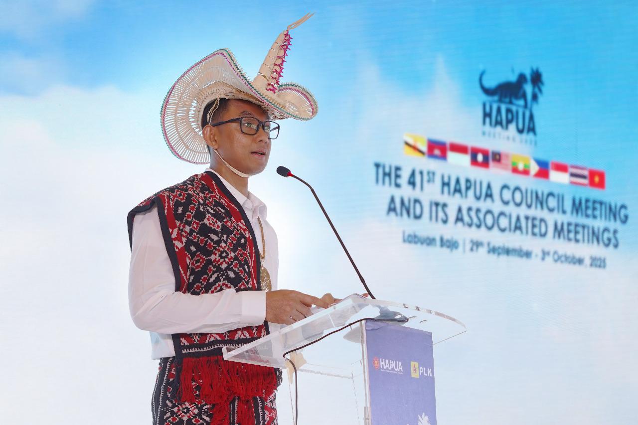 Direktur Utama PLN, Darmawan Prasodjo, Menyampaikan Bahwa Indonesia Memiliki Potensi Energi Baru Terbarukan (EBT) yang Sangat Besar, Namun Dalam Pengembangannya Menghadapi Tantangan Mismatch Antara Lokasi Pusat EBT dengan Pusat Permintaan Listrik.