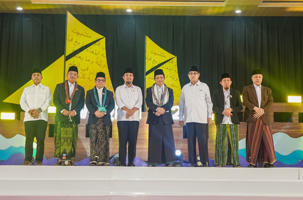 Gubernur Sulsel Komitmen Perkuat Infrastruktur Jalan di Wajo Senilai Rp522 Miliar
