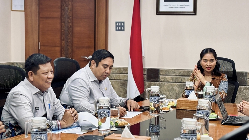 Bupati Maros Paparkan Master Plan Bisnis Pariwisata ke Kemenparekraf, Dorong Pengembangan Bantimurung dan Rammang-Rammang