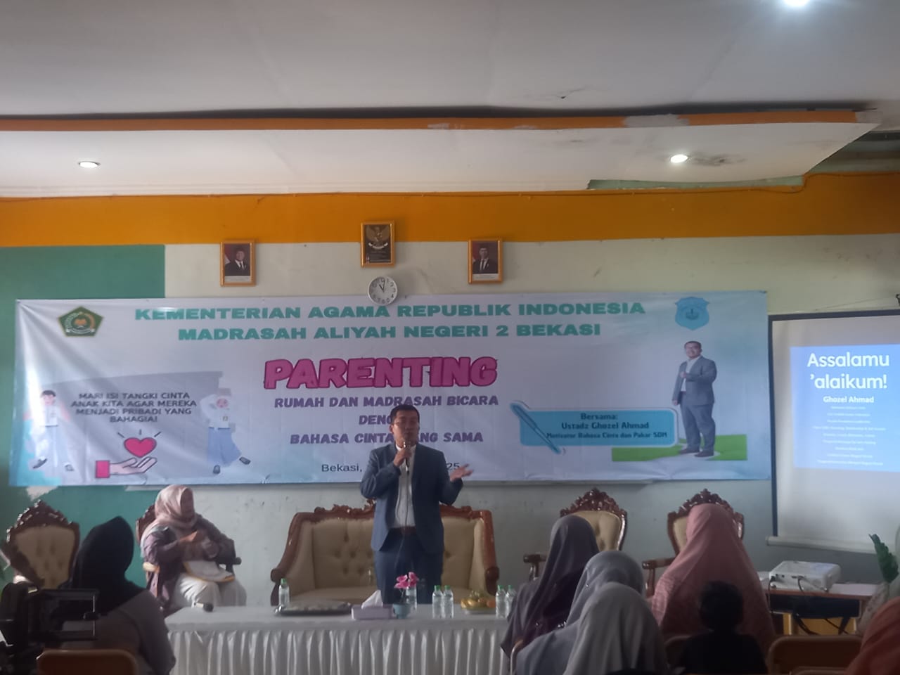MAN 2 Bekasi Gelar Kajian Kurikulum Berbasis Cinta Bersama Orang Tua Murid, pada Sabtu (18/10/2025).