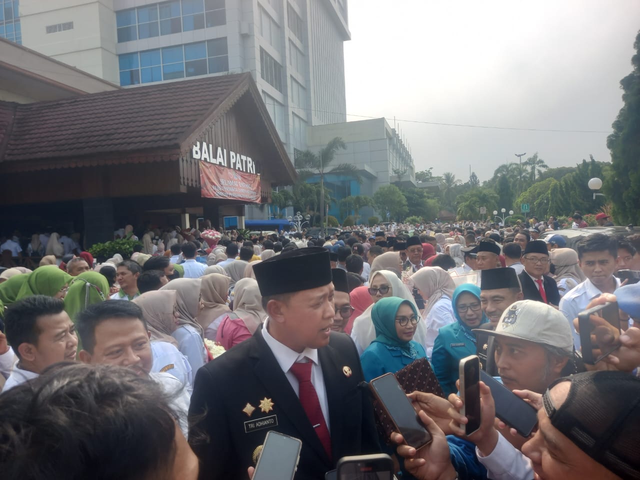 Lelang Jabatan di Pemkot Bekasi, Tri Adhianto: 250 ASN Dimutasi untuk Perkuat Kinerja