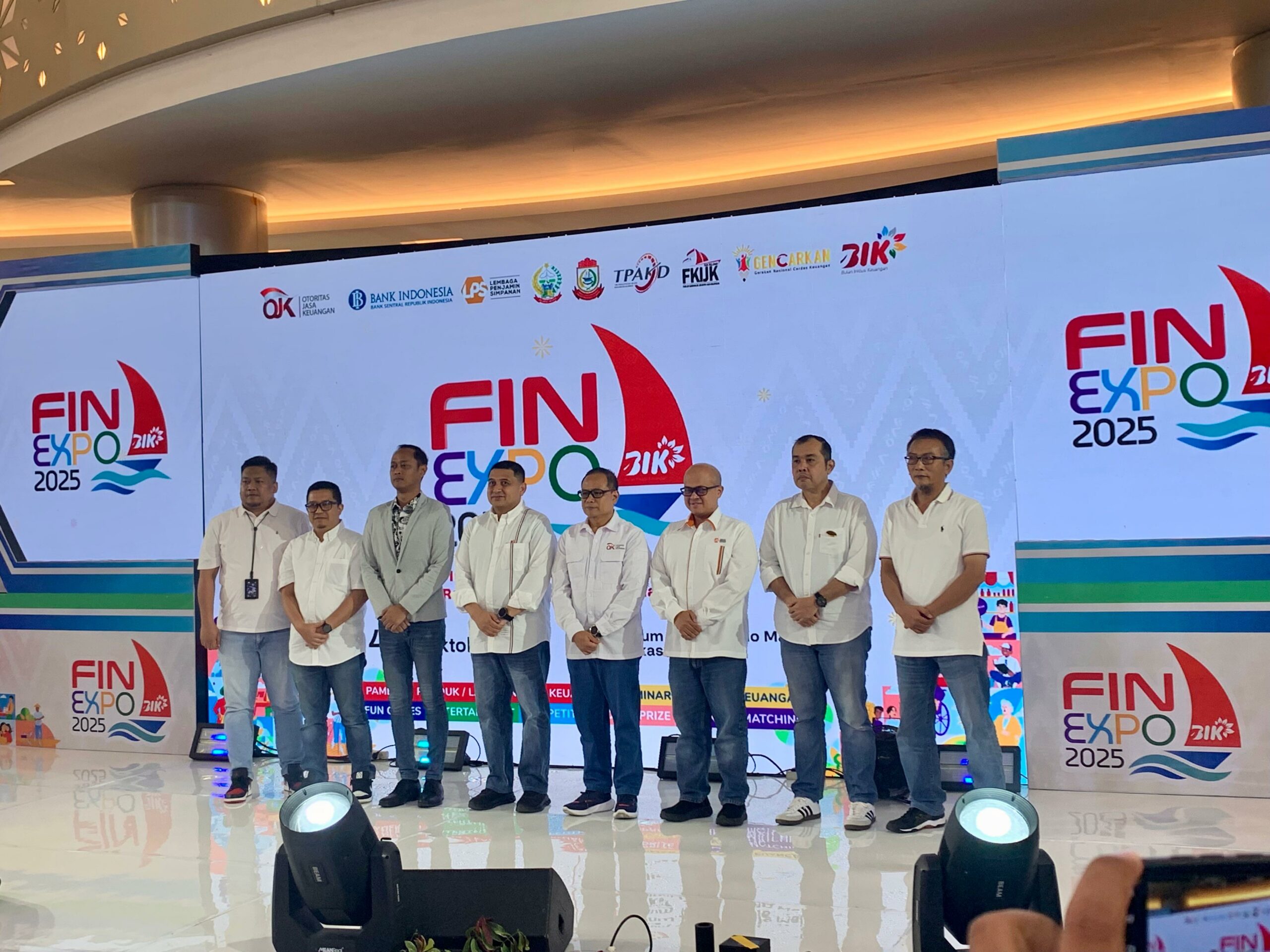 OJK Sulselbar Gelar FinEXPO 2025, Ajak Masyarakat Bijak dalam Hal Keuangan