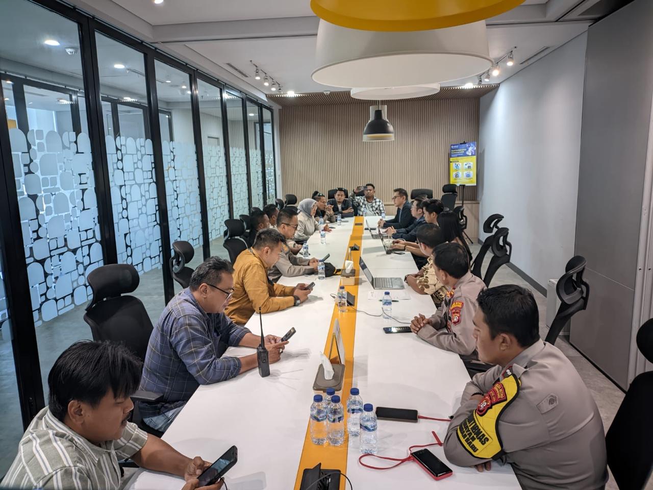 Demo Anti ‘Mafia Lelang’ Neobank di Jakarta & Makassar, Kuasa Hukum: Lelang Harusnya Upaya Akhir
