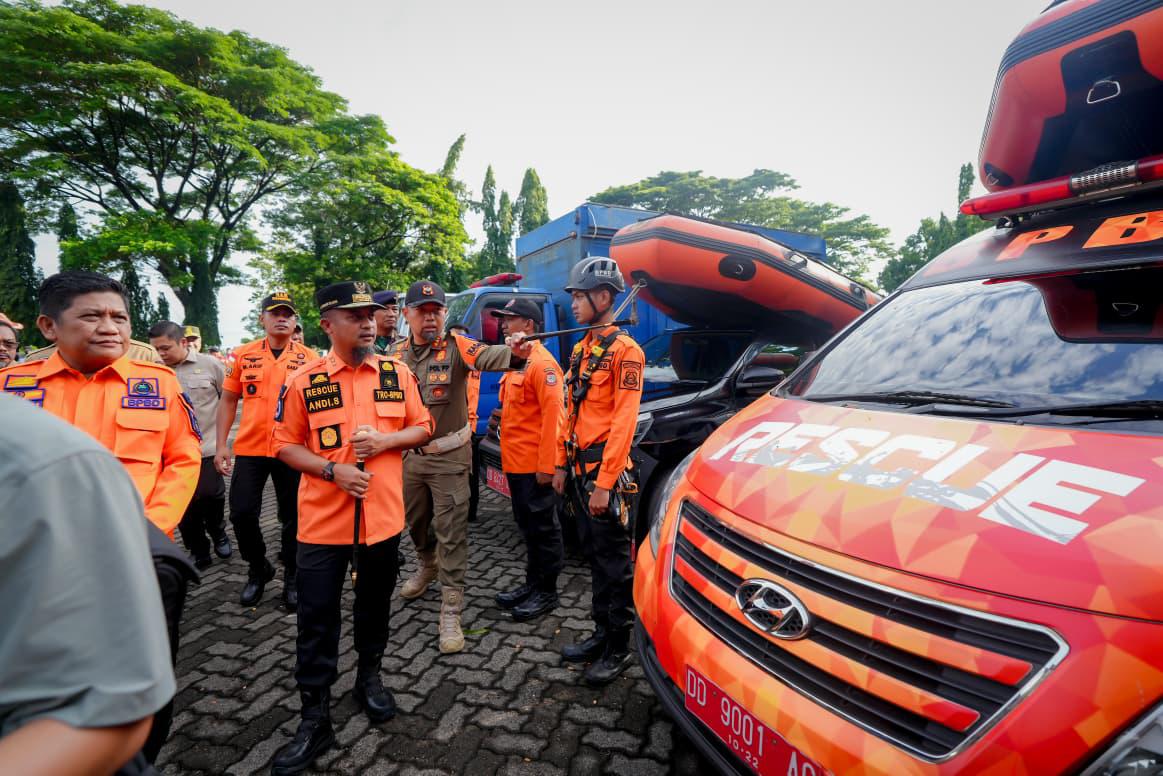 Gubernur Andi Sudirman Tekankan Mitigasi Dini Hadapi Puncak Musim Hujan