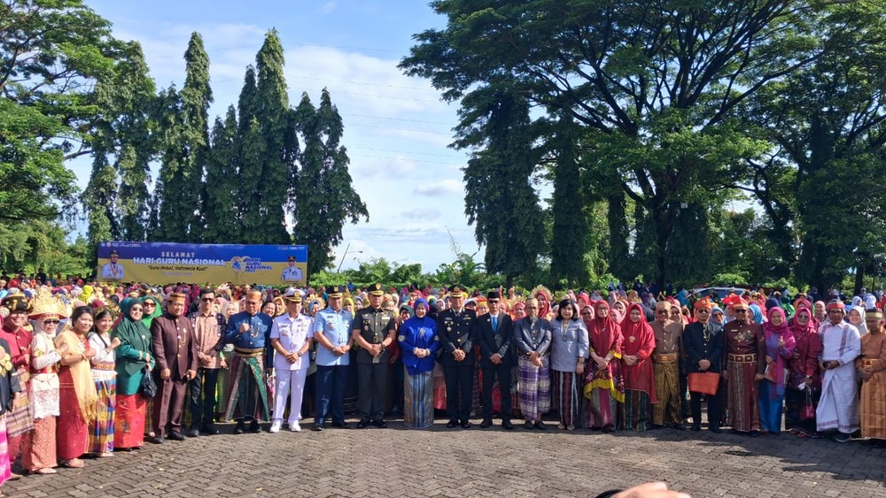Pemprov Sulsel Dukung Kebijakan Peningkatan Kesejahteraan Guru