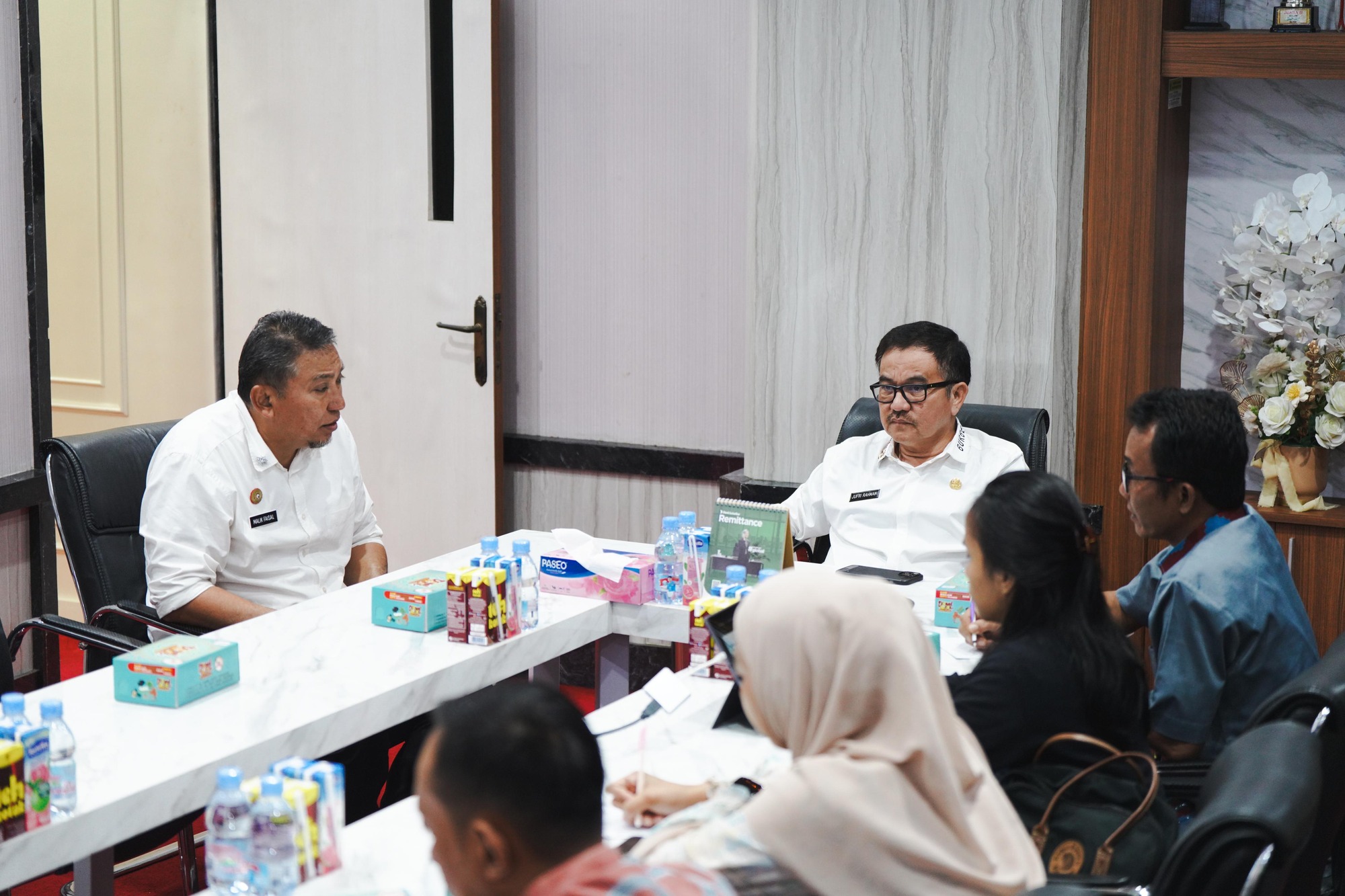 Sekprov Sulsel, Jufri Rahman, Pimpin Rapat Koordinasi Konstruksi Sekolah Rakyat, (Dok. Istimewa).