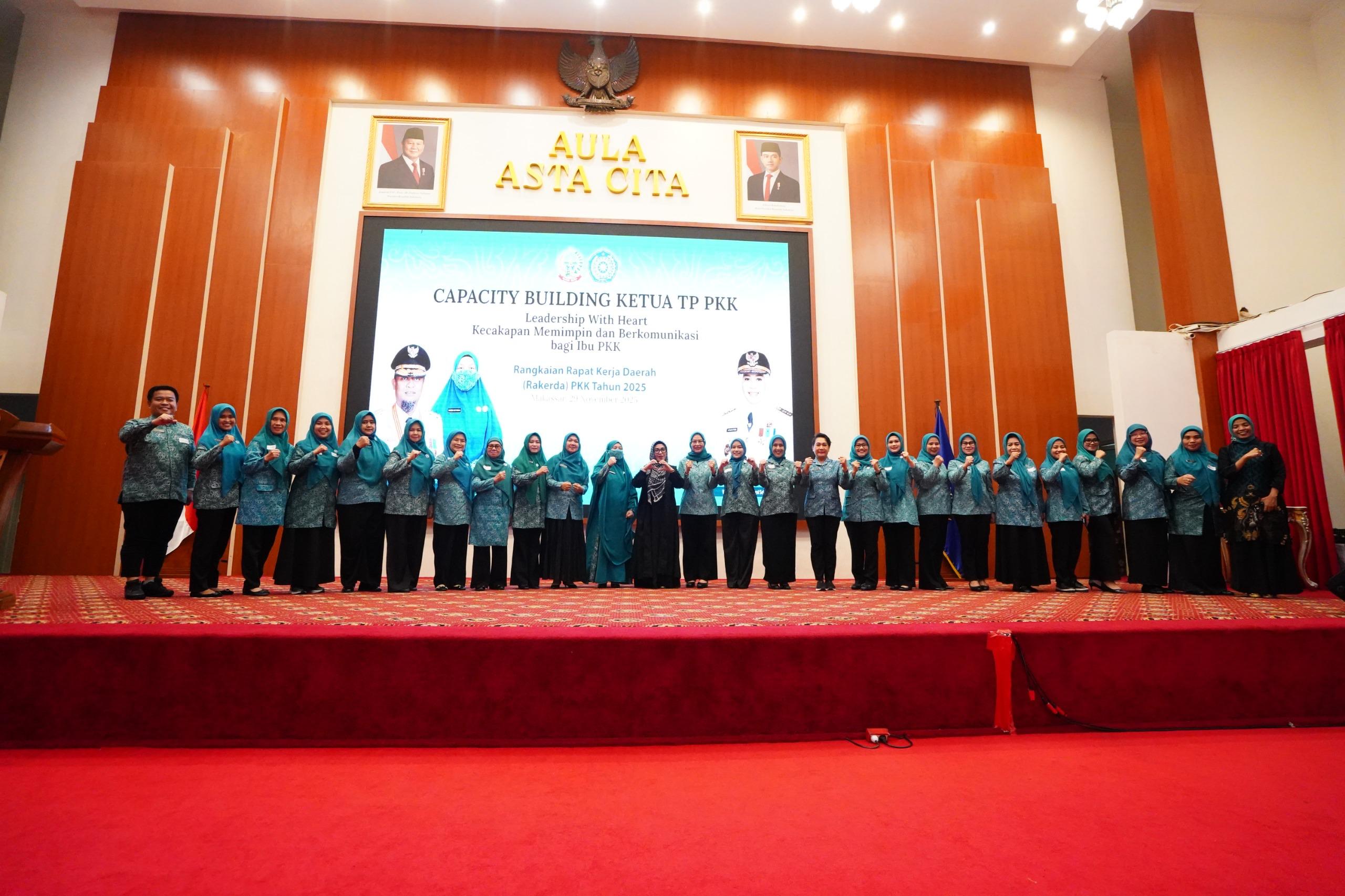 TP PKK Sulsel Gelar Capacity Building Bertajuk “Leadership with Heart: Kecakapan Memimpin dan Berkomunikasi bagi Ibu-Ibu PKK”.