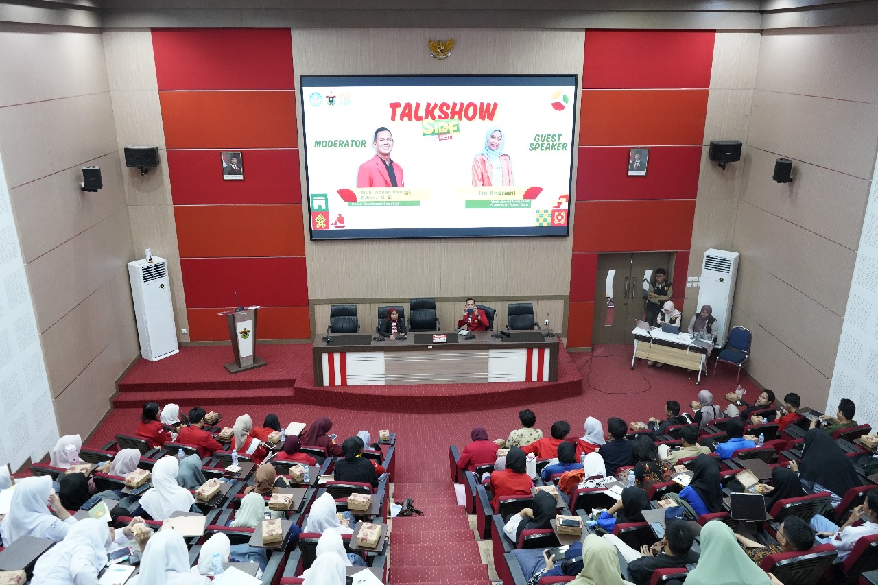 Unhas Gelar Talkshow “Mental Juara untuk Generasi Z” di Side Fest PIMNAS 38