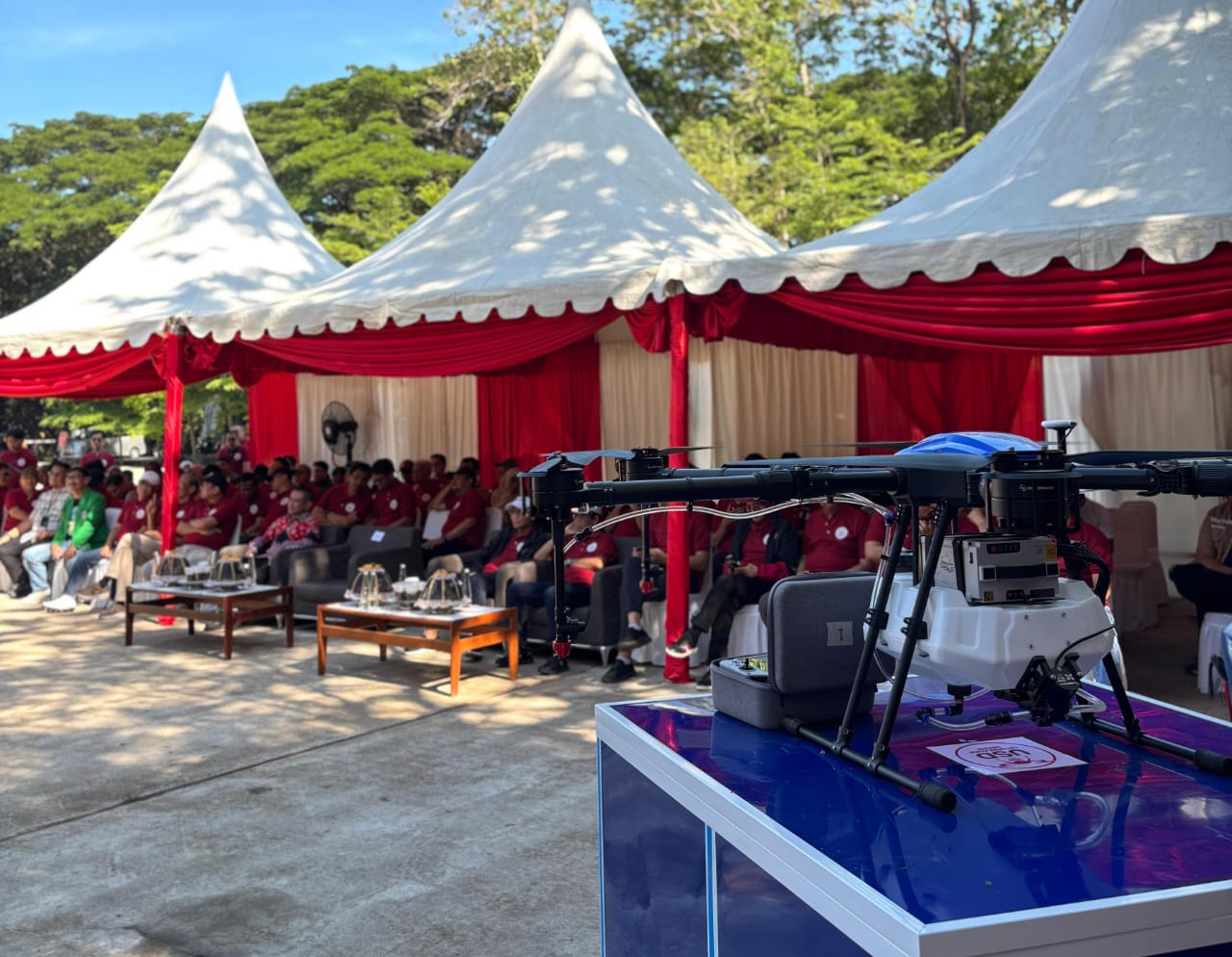 Unhas Luncurkan Drone Penyebar Benih Padi, Dukung Modernisasi Pertanian Nasional