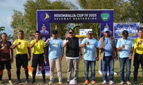 Wabup Maros Dorong Pembinaan Sepak Bola Lewat Turnamen Tingkat Desa