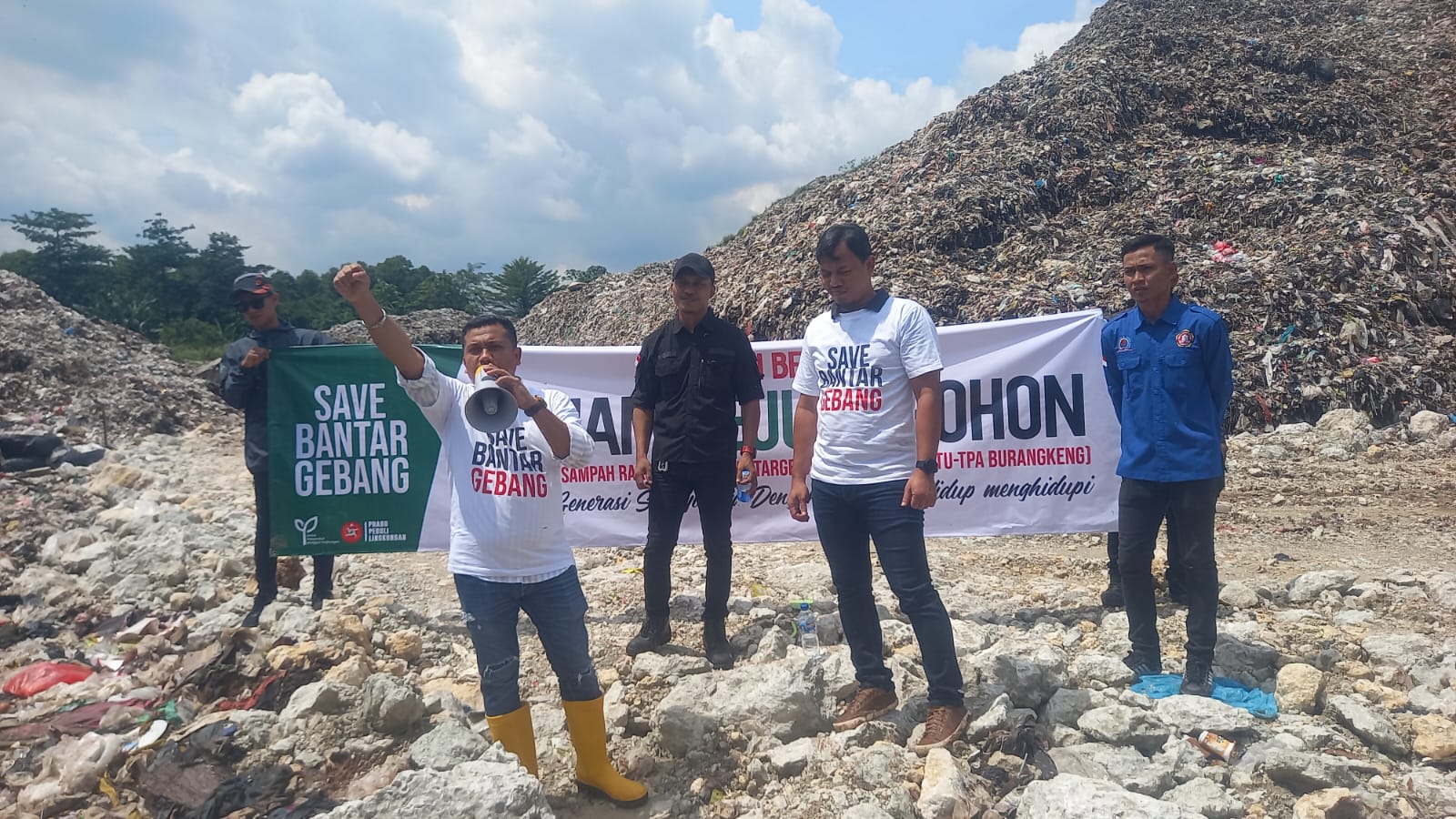 Jarak TPA Hanya 5 Meter dari Warga, Legislator Kota Bekasi Minta Pemerintah Tidak Tutup Mata